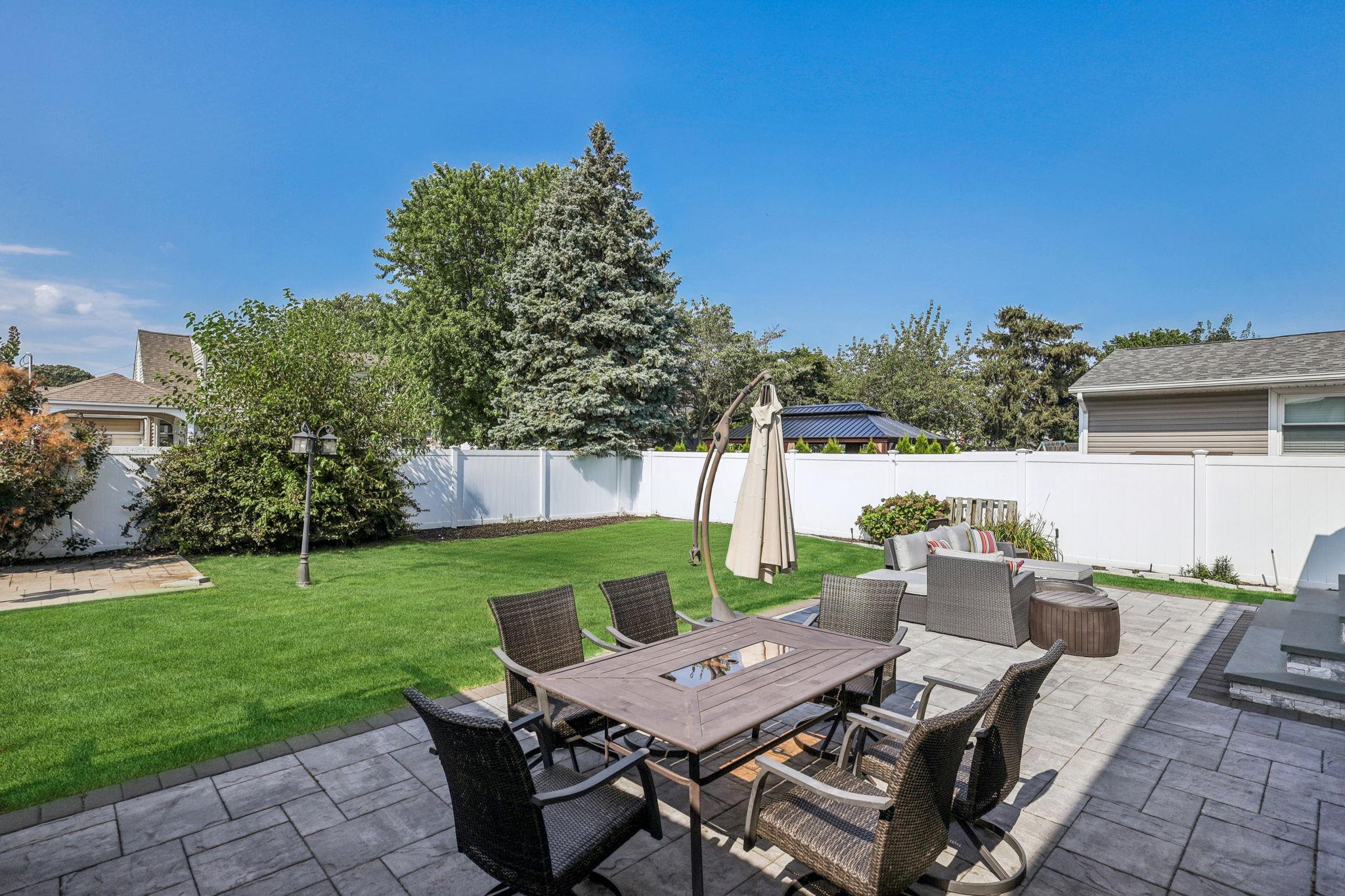 223 N Beech Street, Massapequa, NY 11758