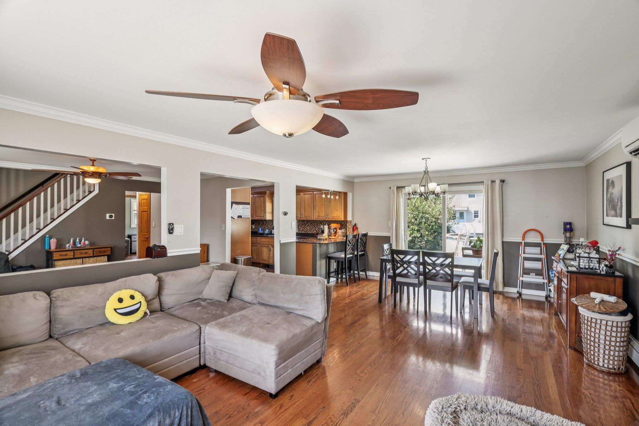 223 N Beech Street, Massapequa, NY 11758