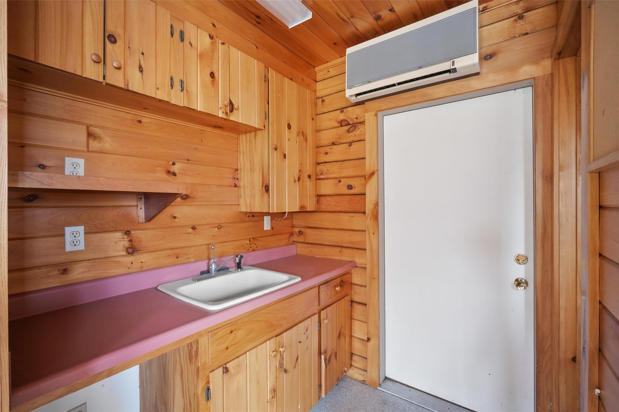 79 Maple Avenue, Catskill, NY 12414