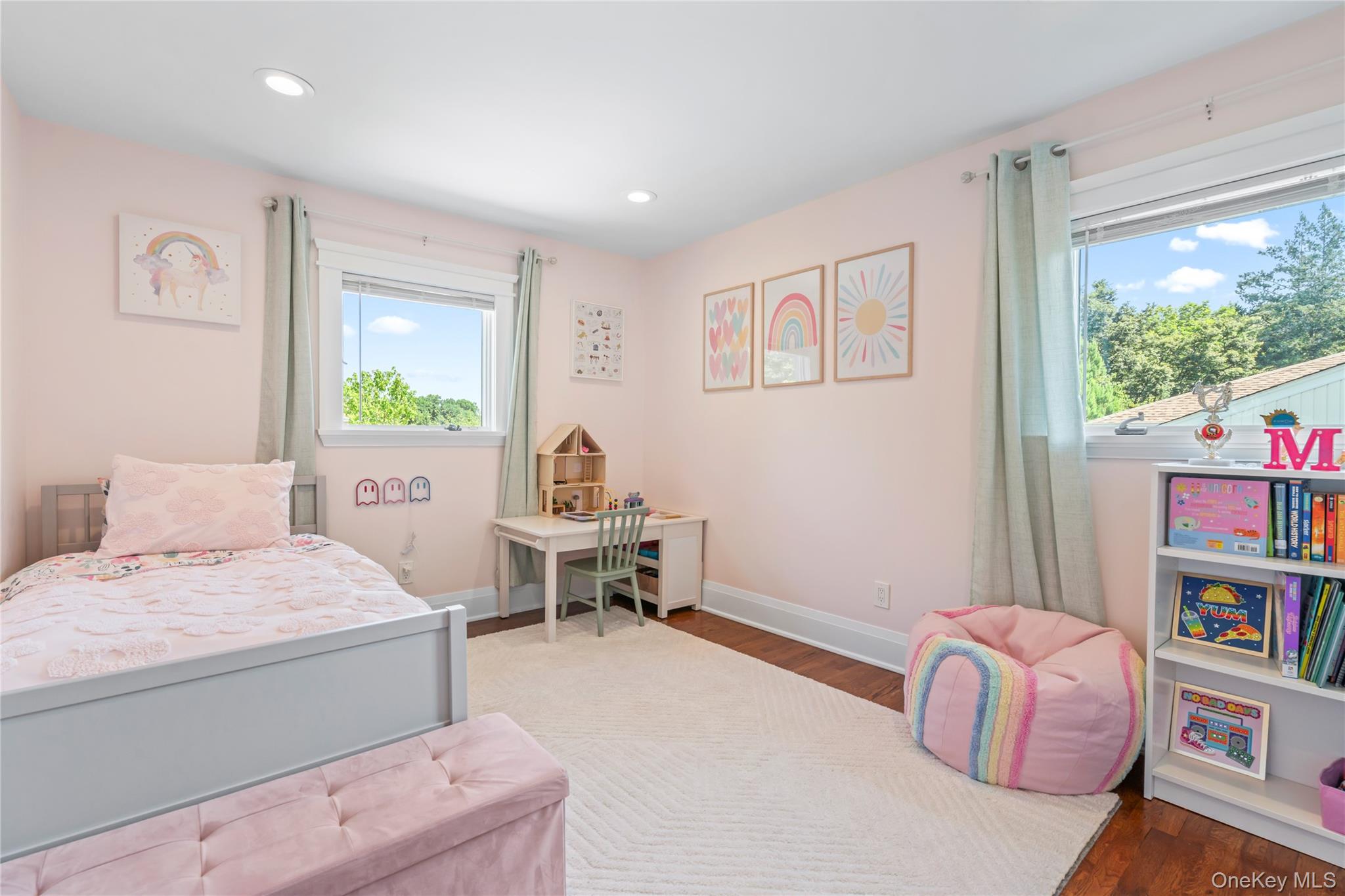 2 Lydia Court, Searingtown, NY 11507