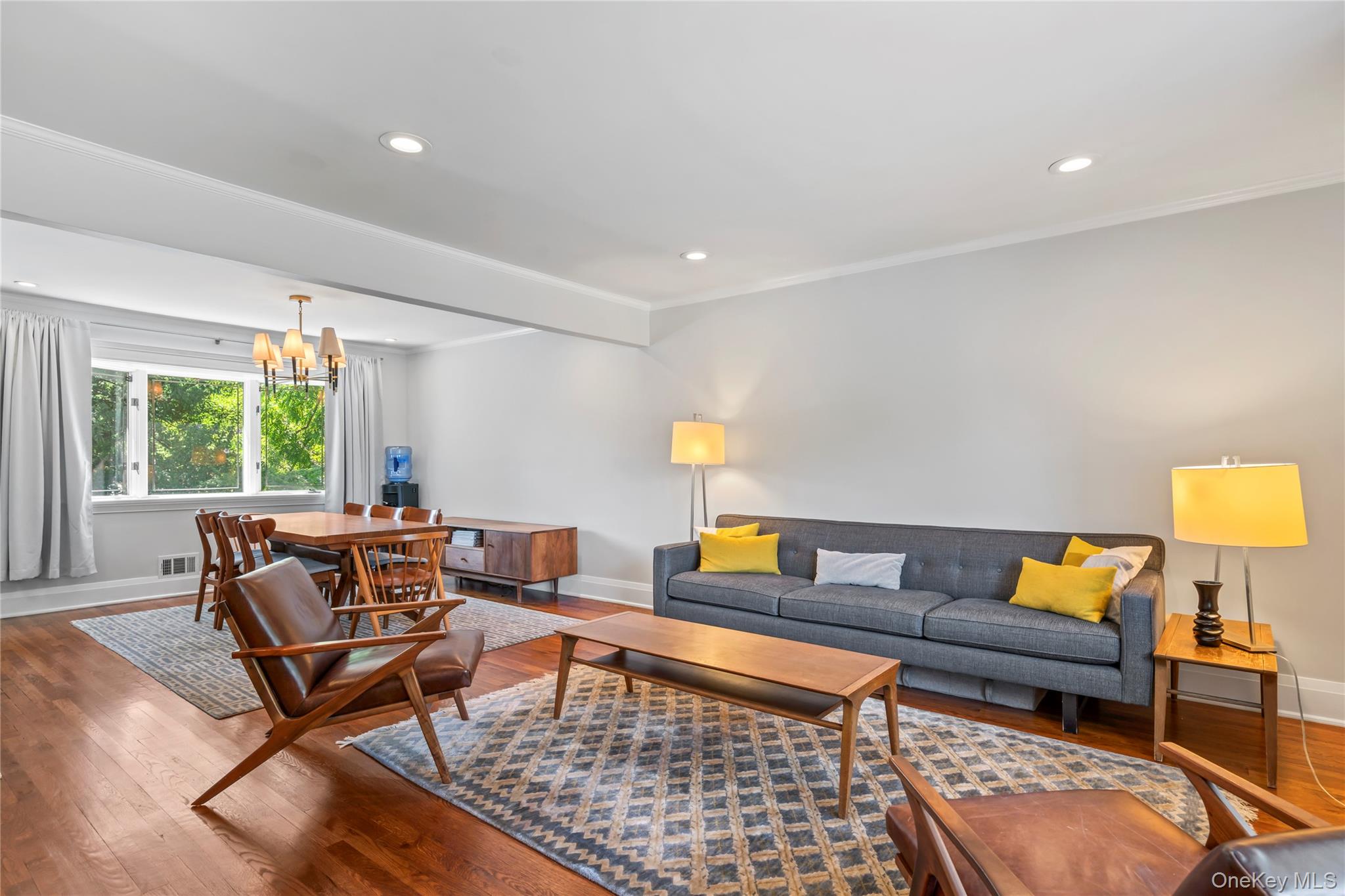 2 Lydia Court, Searingtown, NY 11507