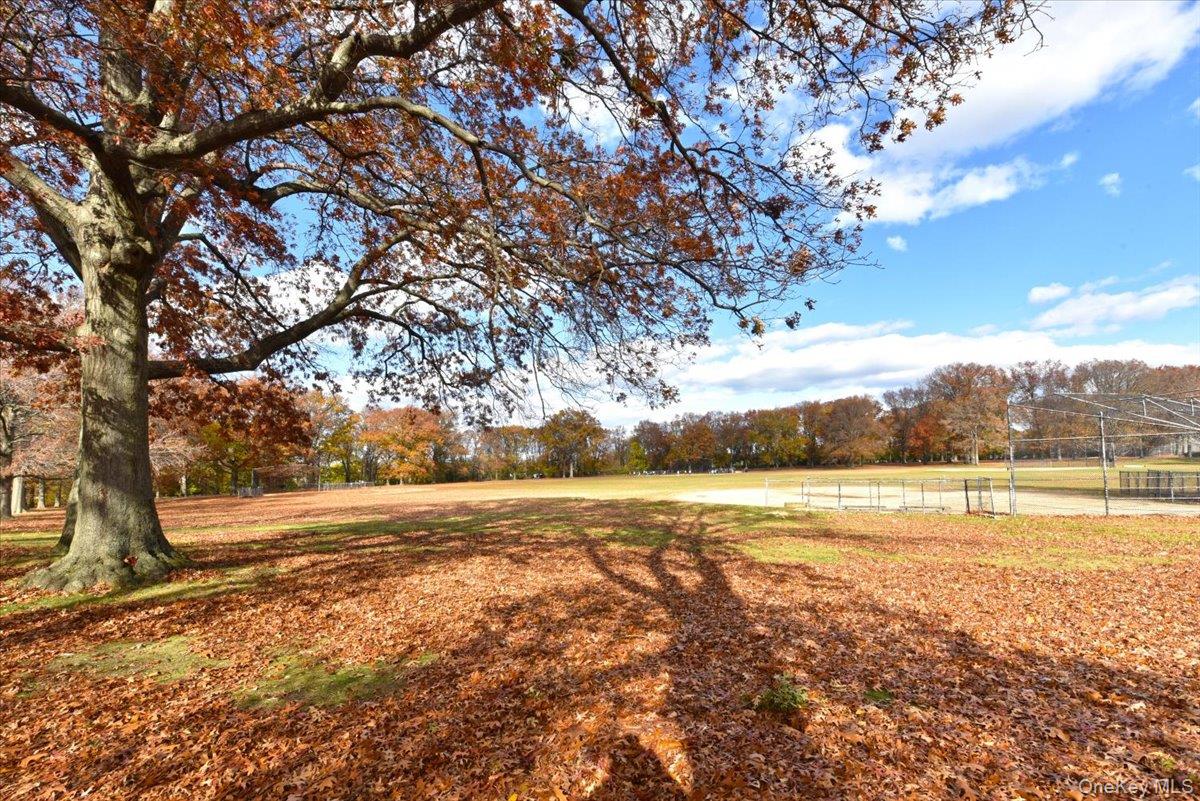 75-40 Springfield Boulevard # 1, Oakland Gardens, NY 11364