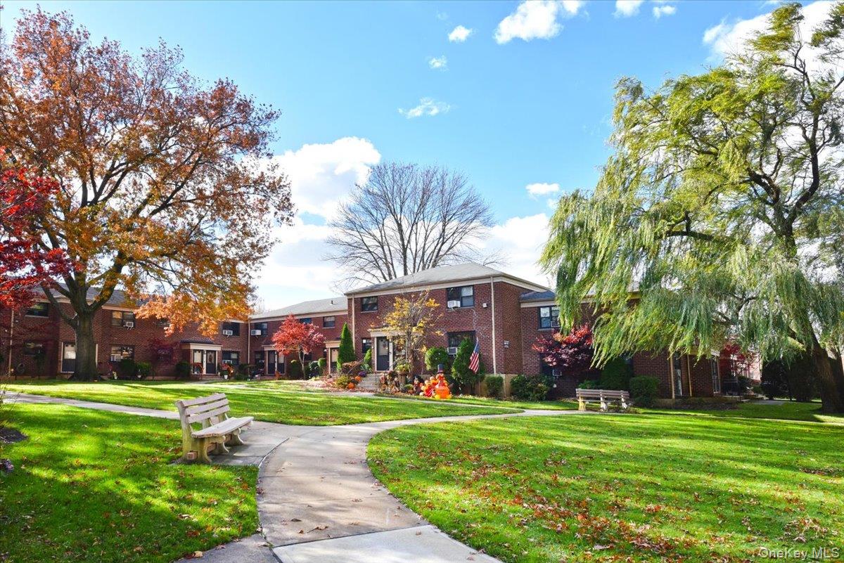 75-40 Springfield Boulevard # 1, Oakland Gardens, NY 11364