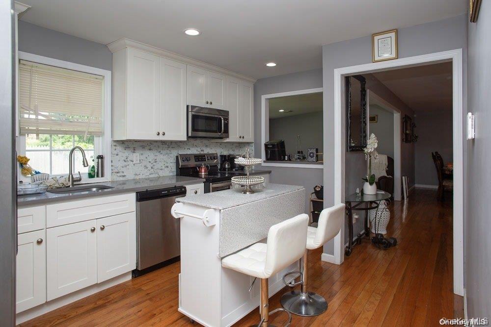 1227 Little East Neck Road, West Babylon, NY 11704