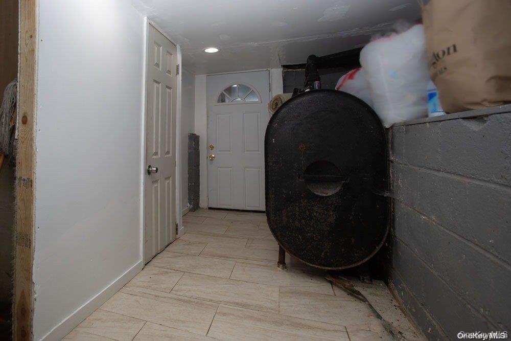 1227 Little East Neck Road, West Babylon, NY 11704