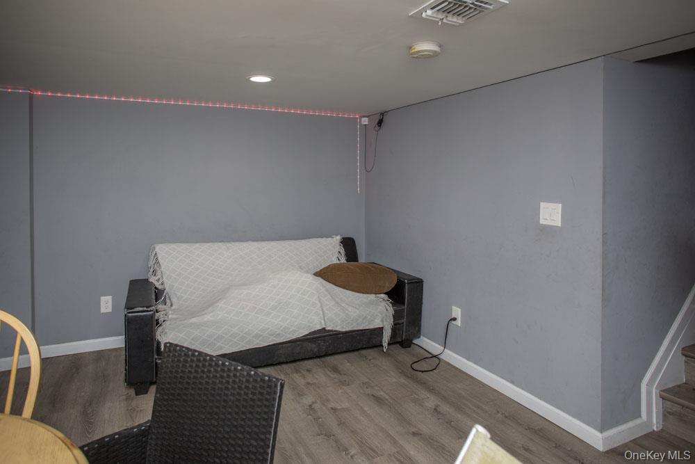 1227 Little East Neck Road, West Babylon, NY 11704