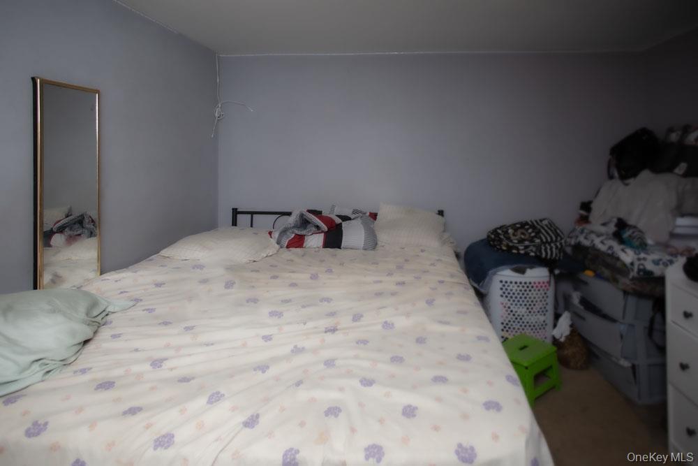 1227 Little East Neck Road, West Babylon, NY 11704