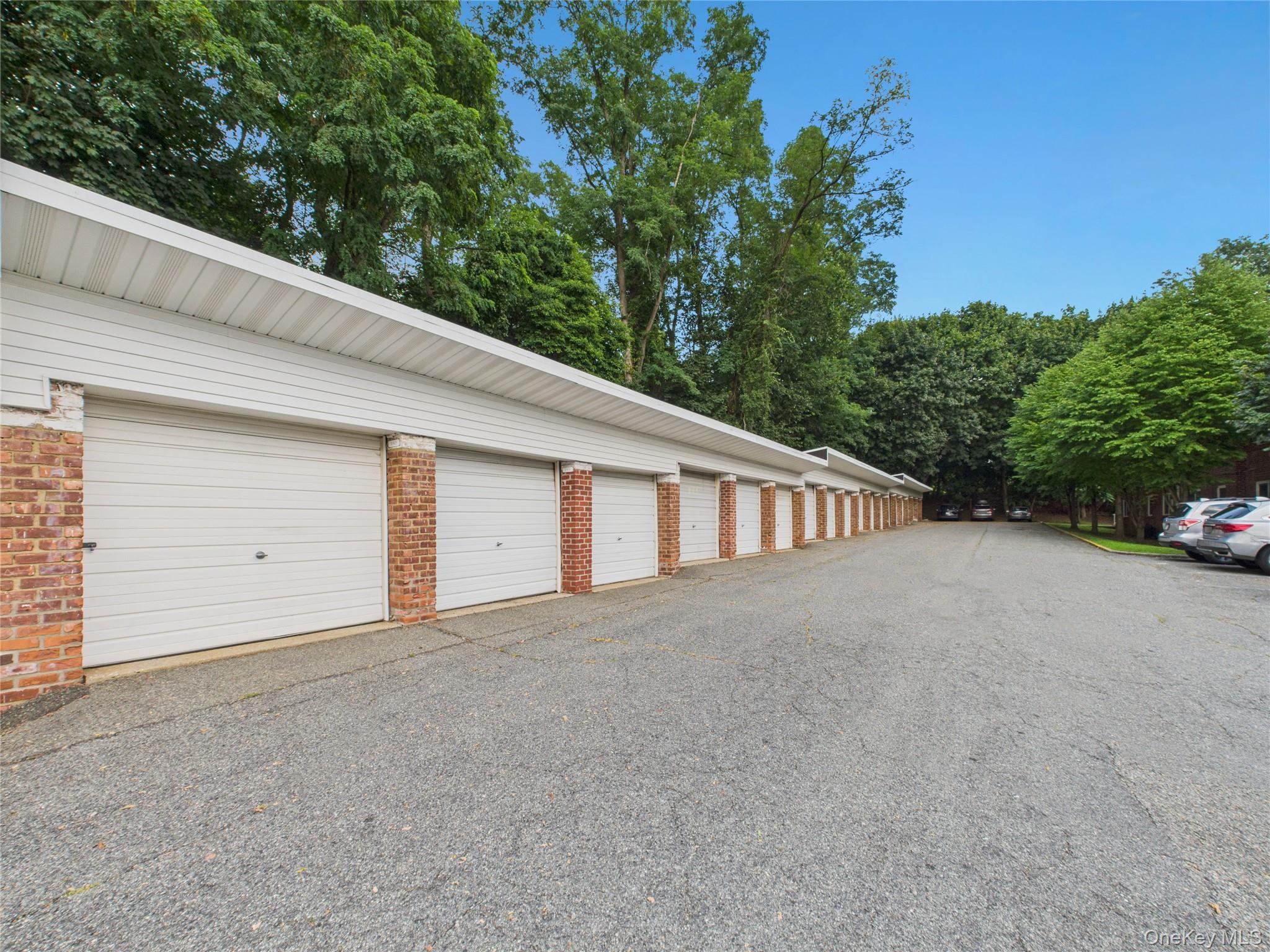 22439 Kingsbury Avenue # A, Oakland Gardens, NY 11364