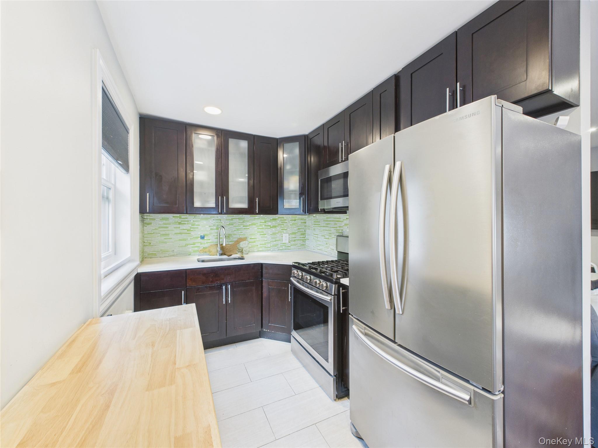 22439 Kingsbury Avenue # A, Oakland Gardens, NY 11364