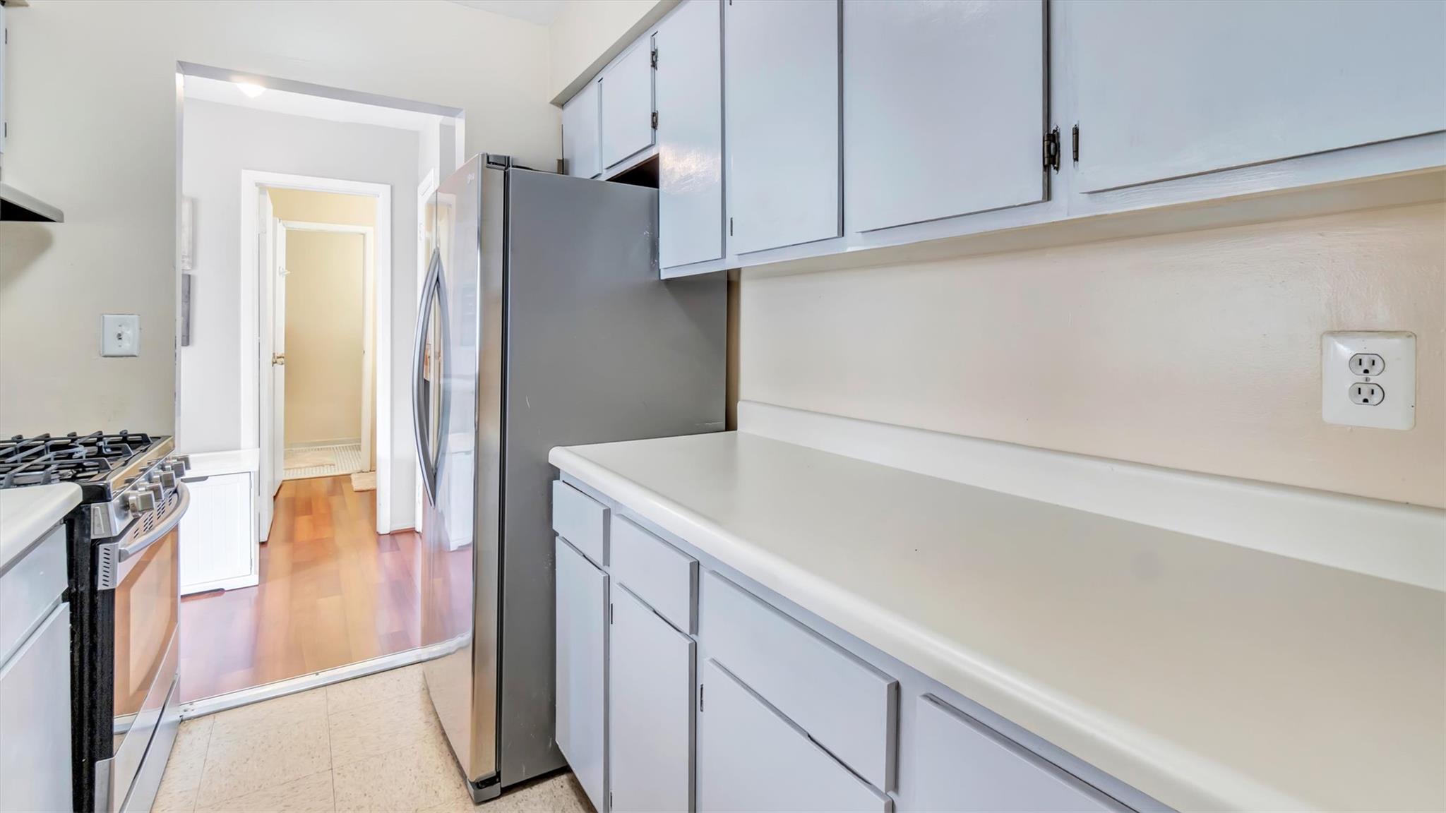 224 Pointe Circle N # 224, Coram, NY 11727