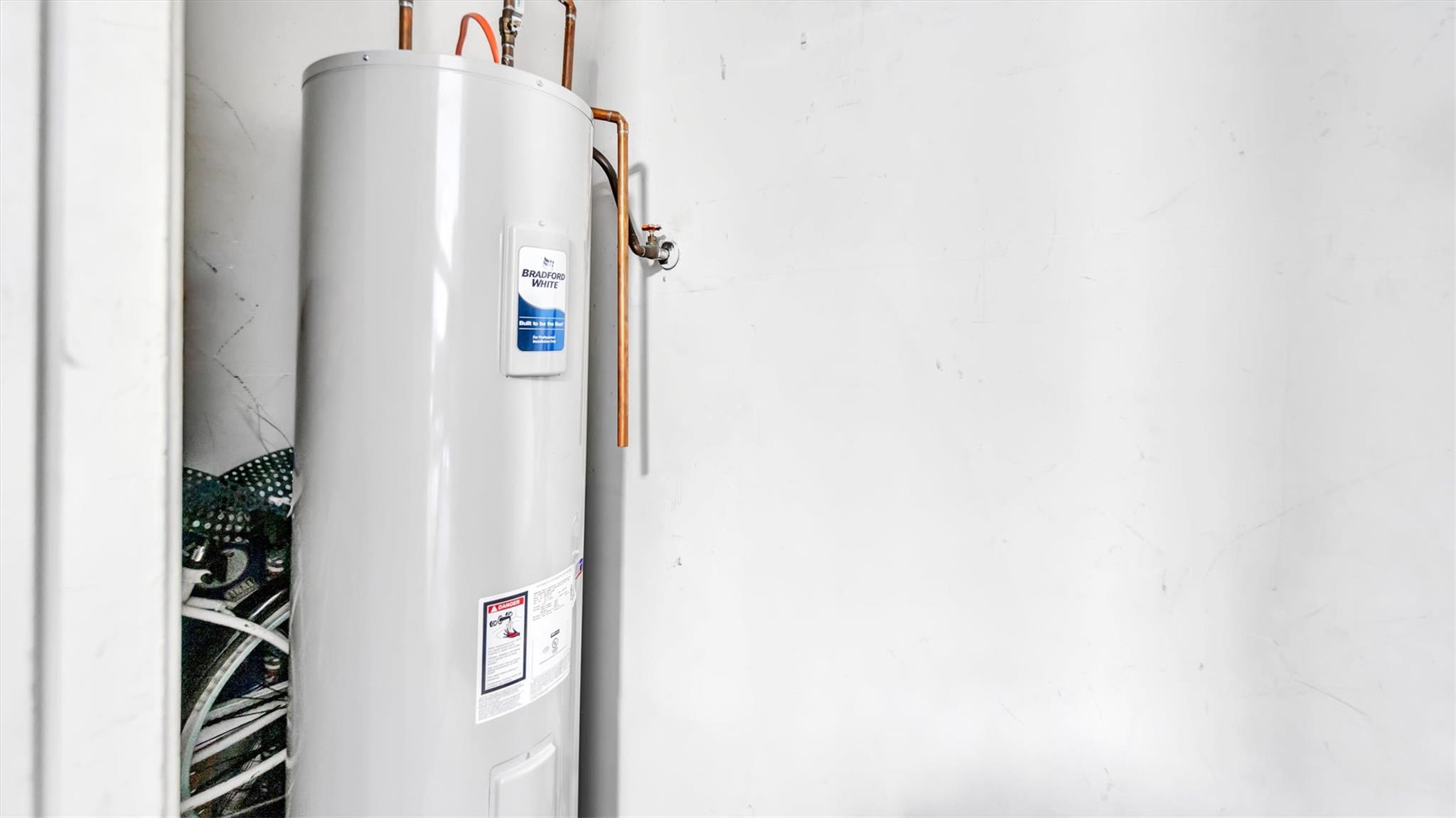 224 Pointe Circle N # 224, Coram, NY 11727