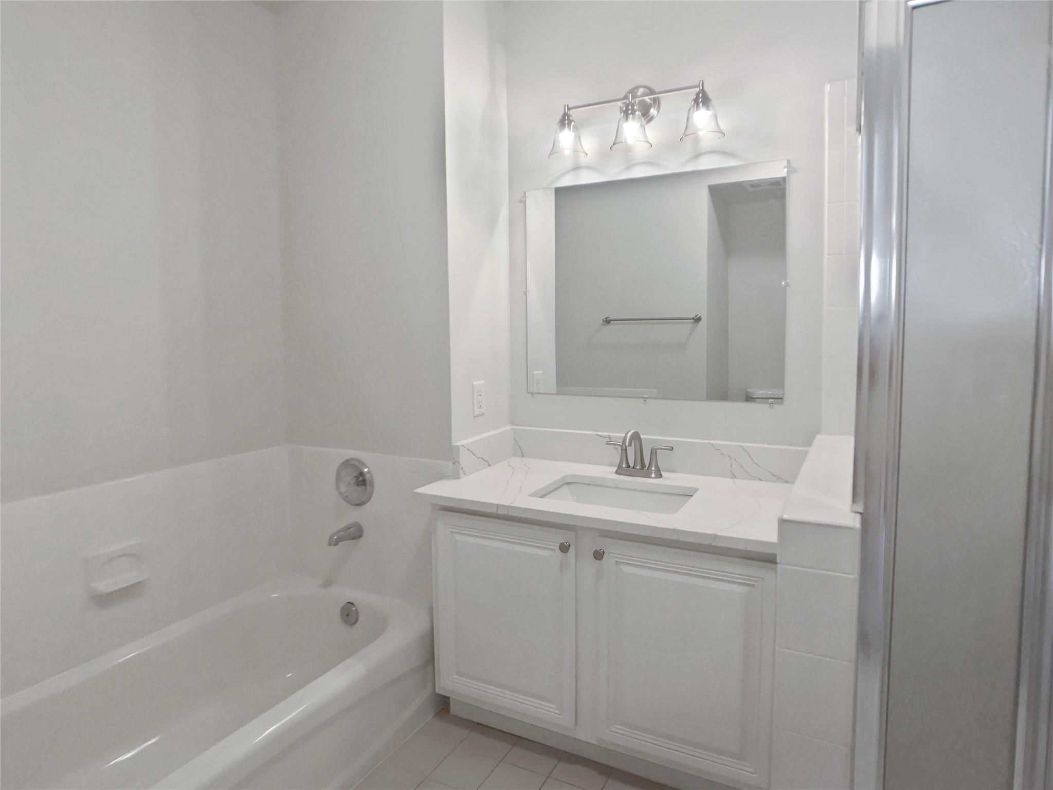 5 Lori Lane, Middle Island, NY 11953