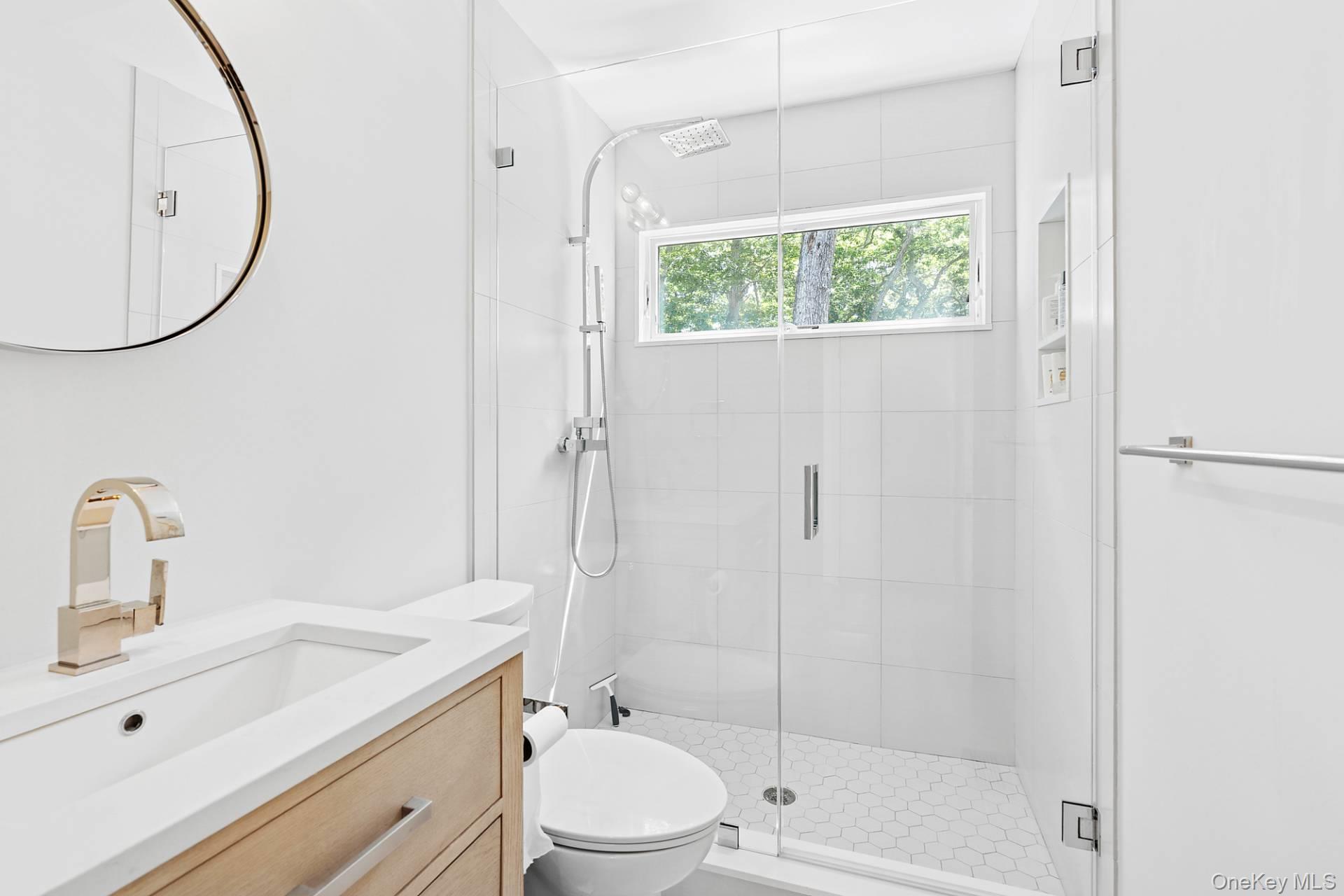 35 Ely Brook Road, East Hampton, NY 11937