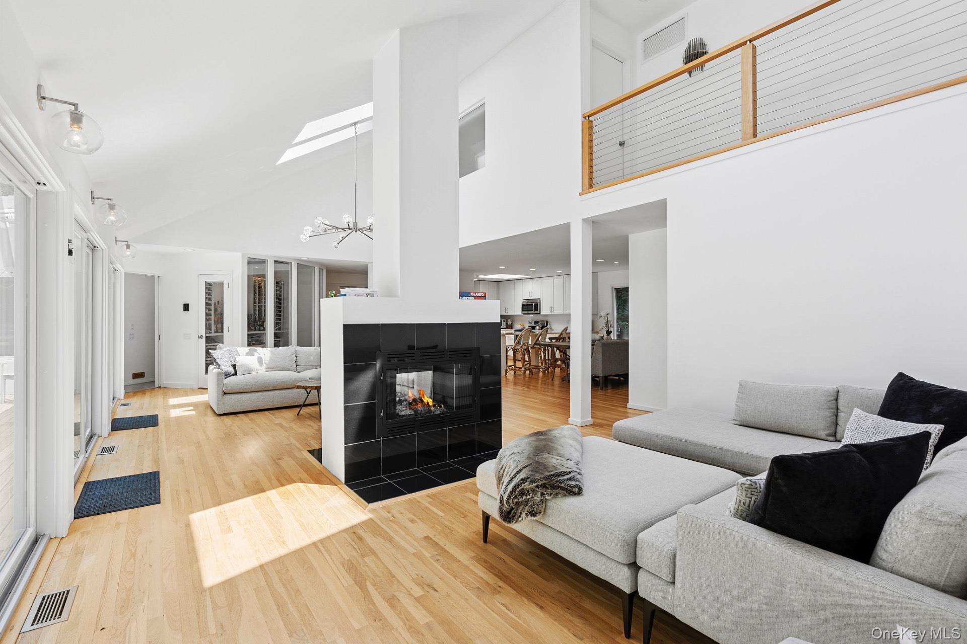 35 Ely Brook Road, East Hampton, NY 11937