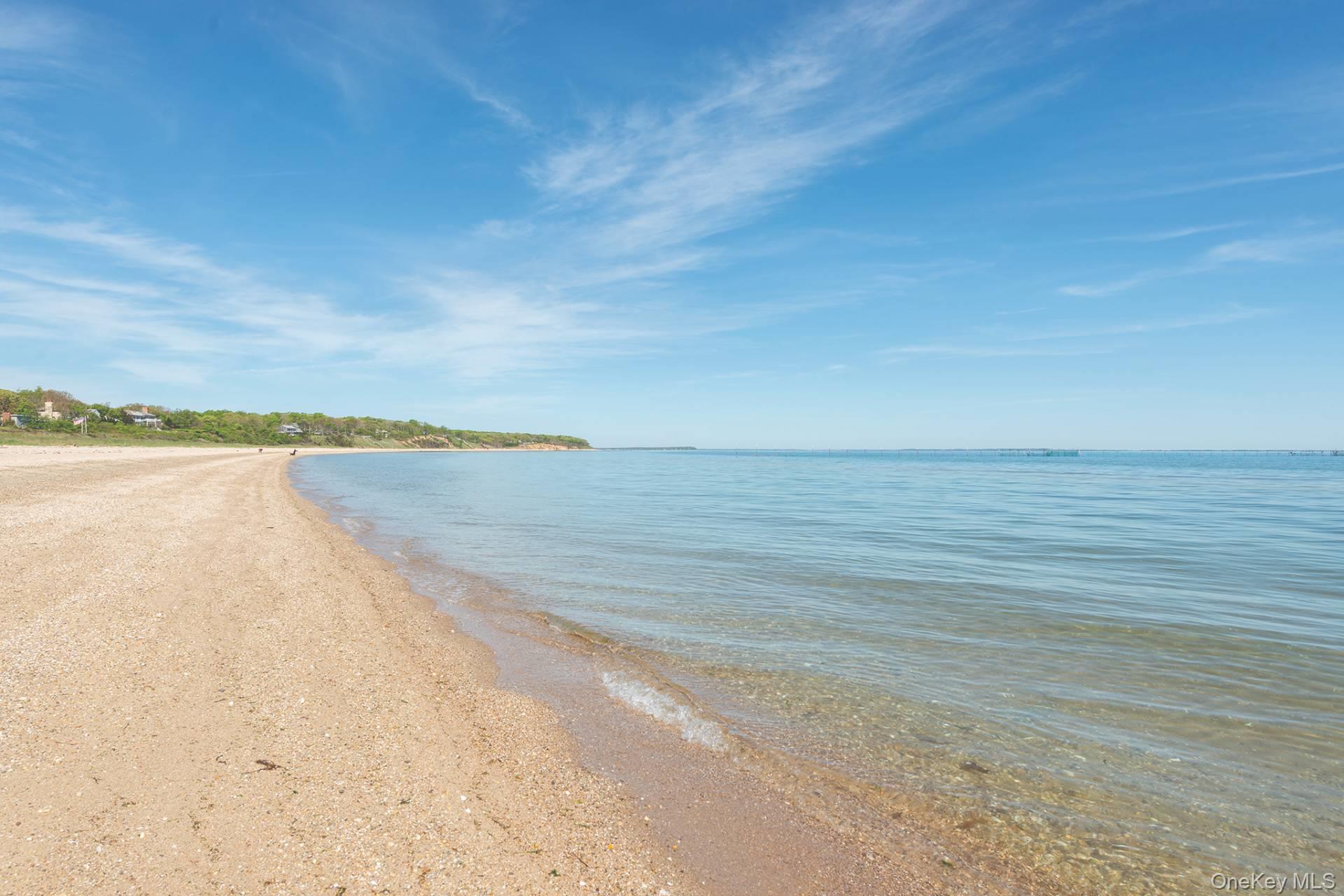 35 Ely Brook Road, East Hampton, NY 11937