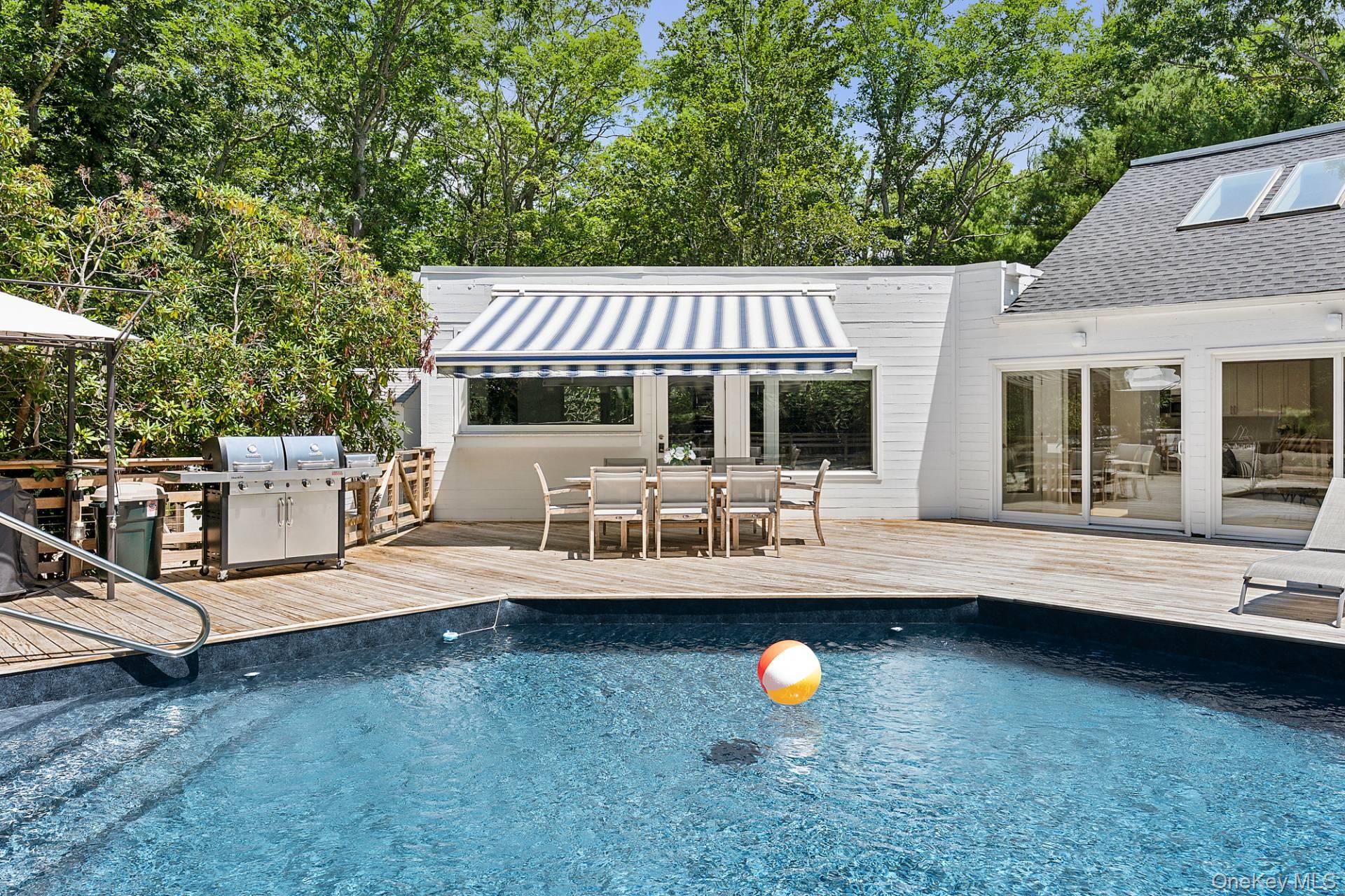 35 Ely Brook Road, East Hampton, NY 11937