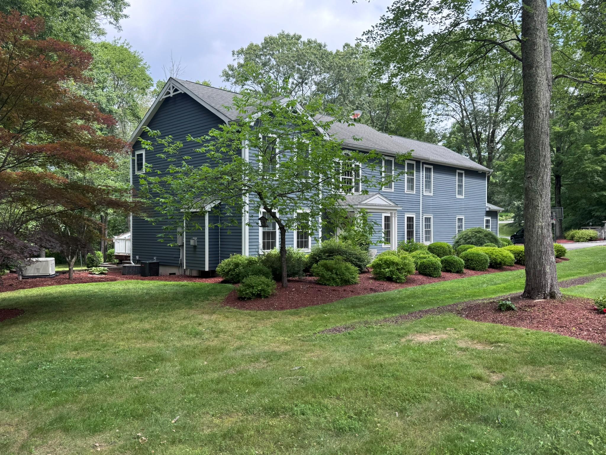 31 Farm Lake Court, Carmel, NY 10512