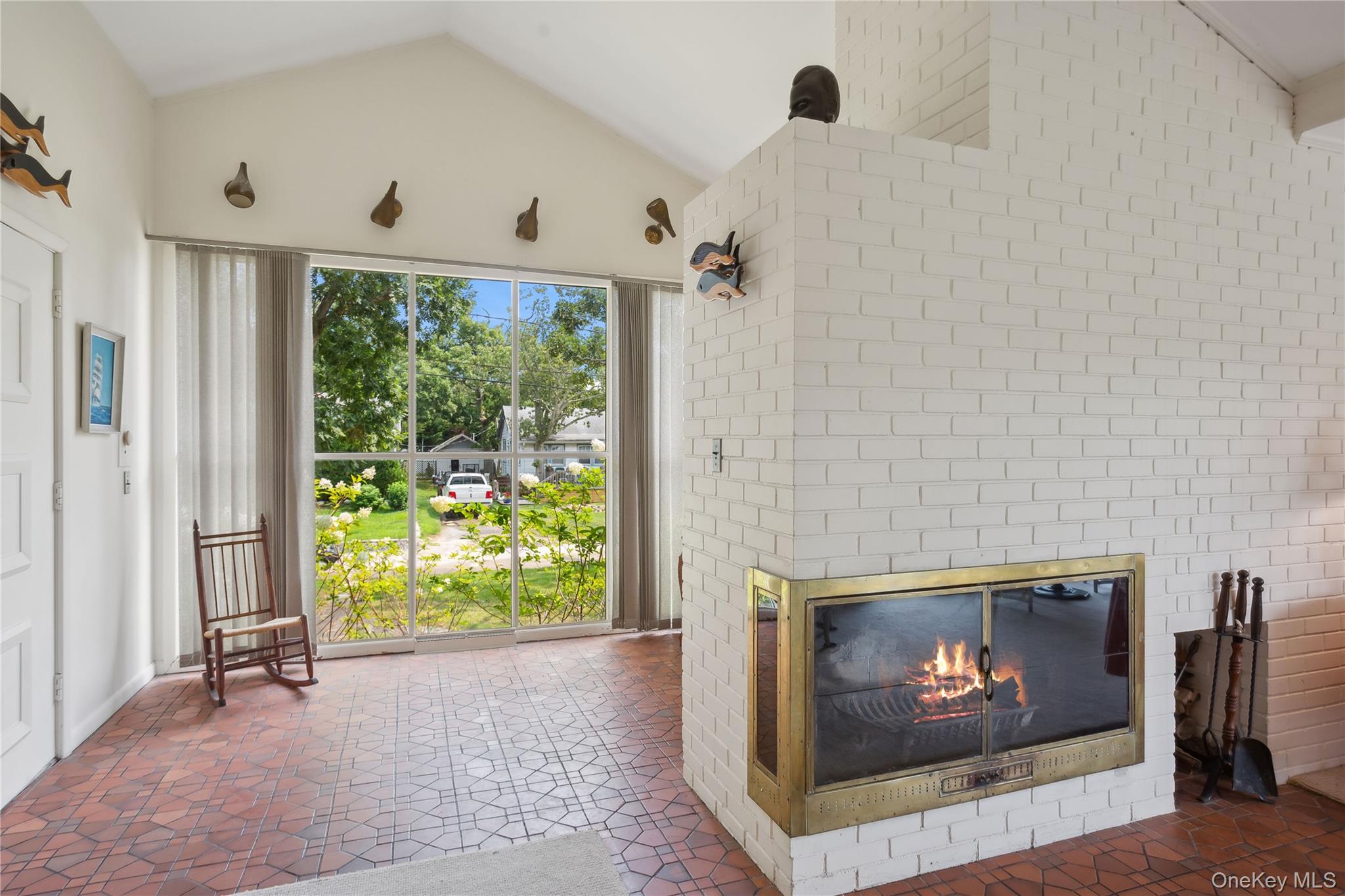 33 Beach Road, Laurel, NY 11948