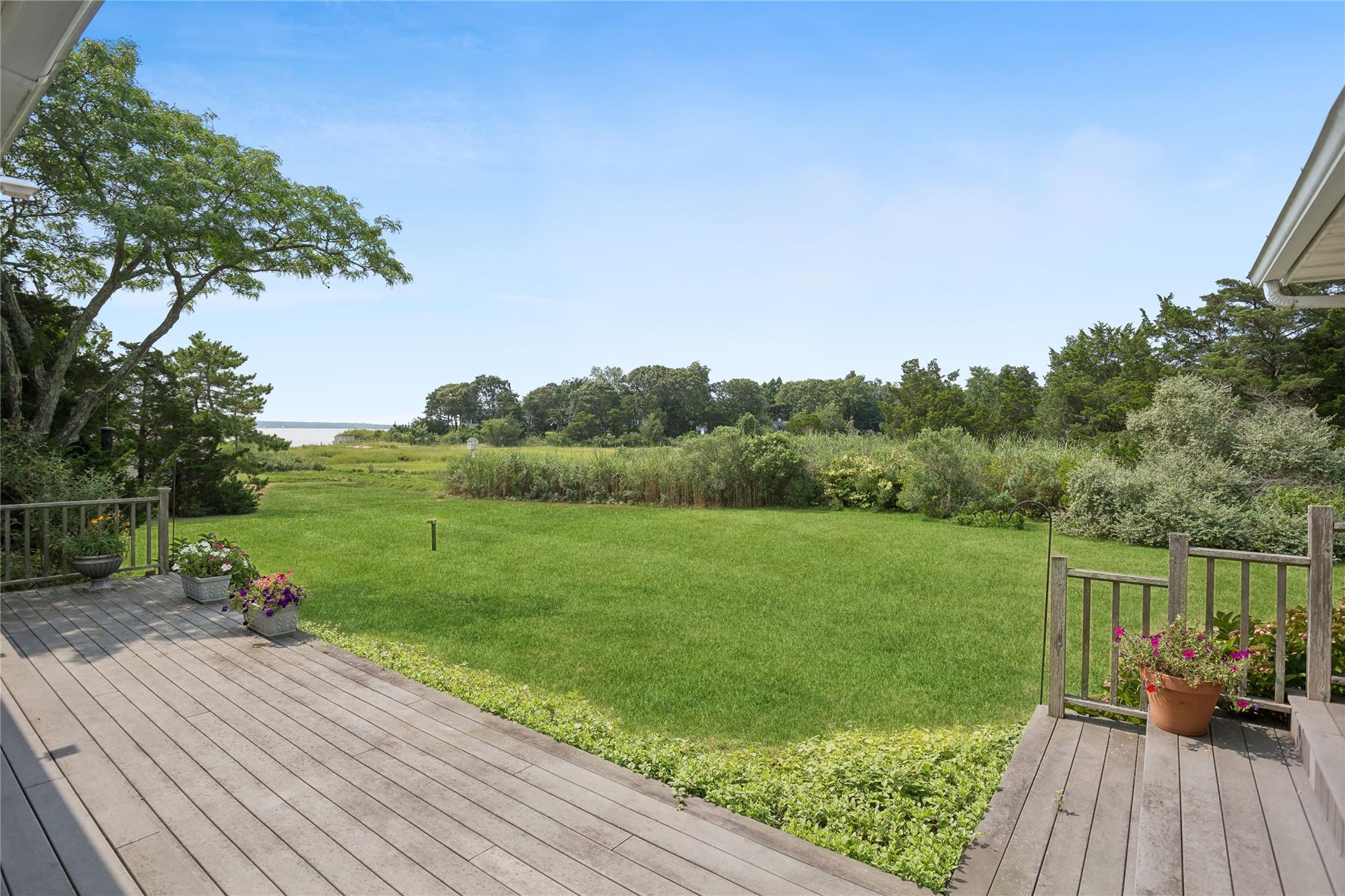 33 Beach Road, Laurel, NY 11948