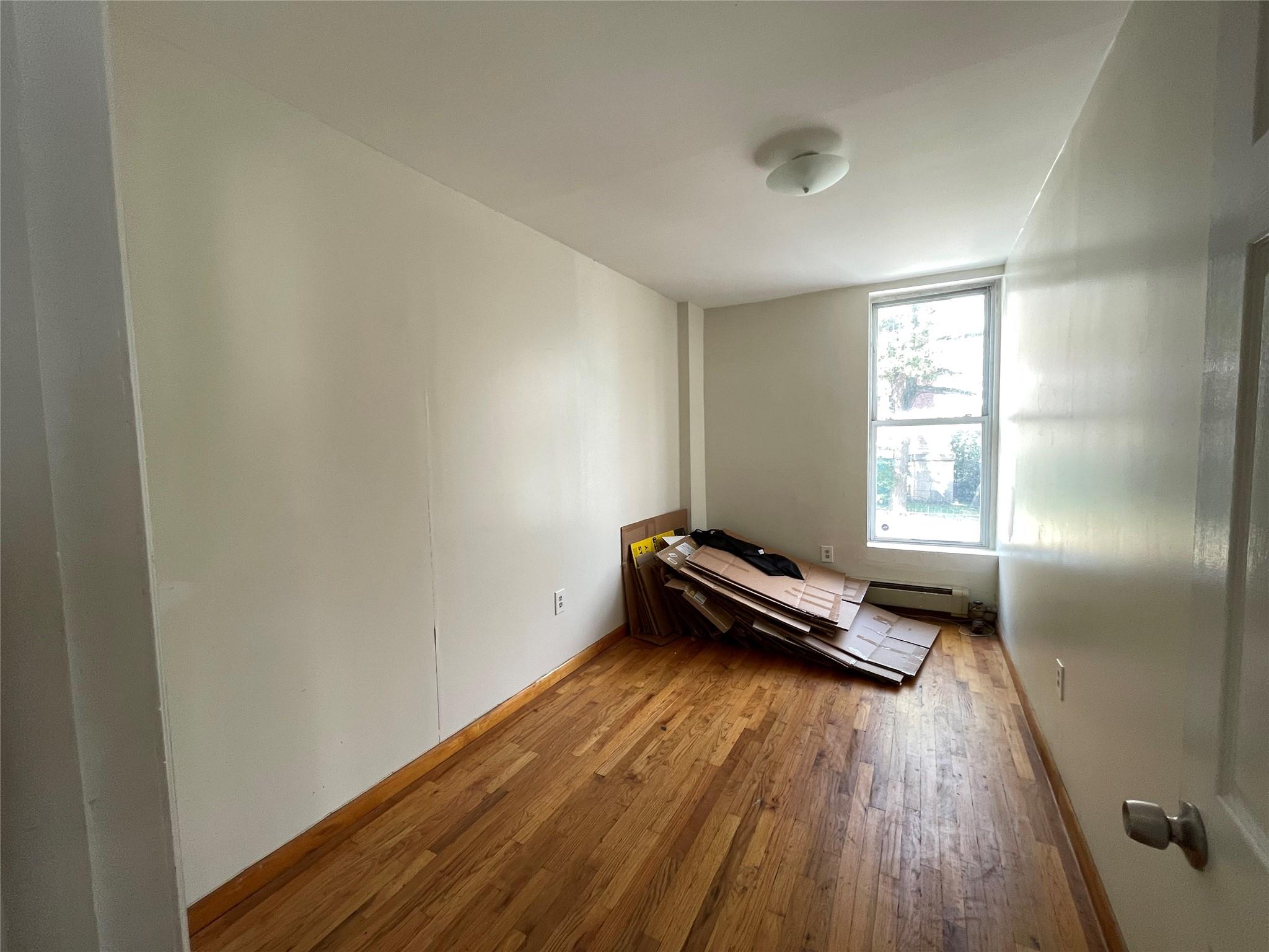 41-10 29th Street # 2nd Fl, Long Island City, NY 11101