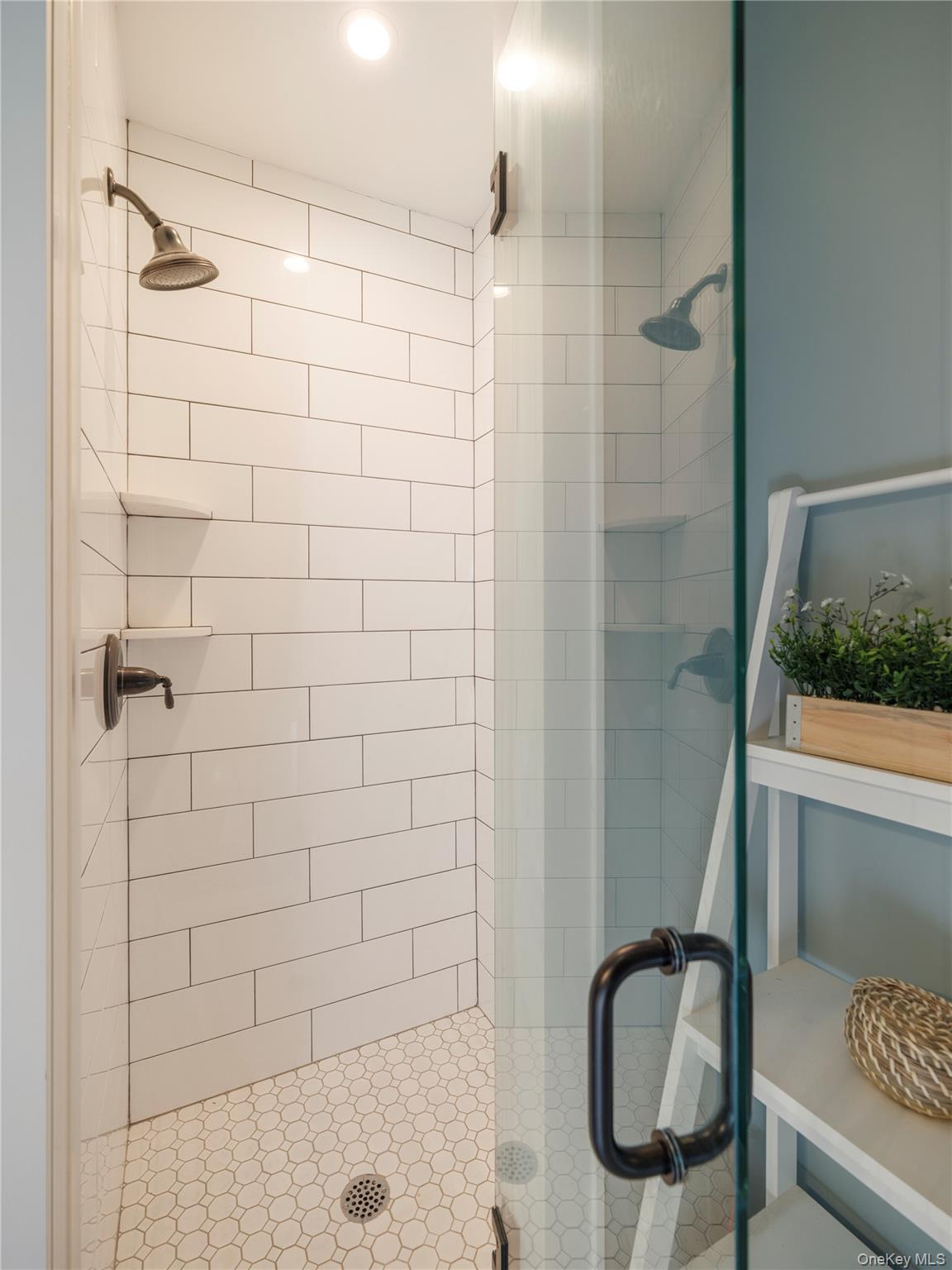 756 Main Road, Aquebogue, NY 11931