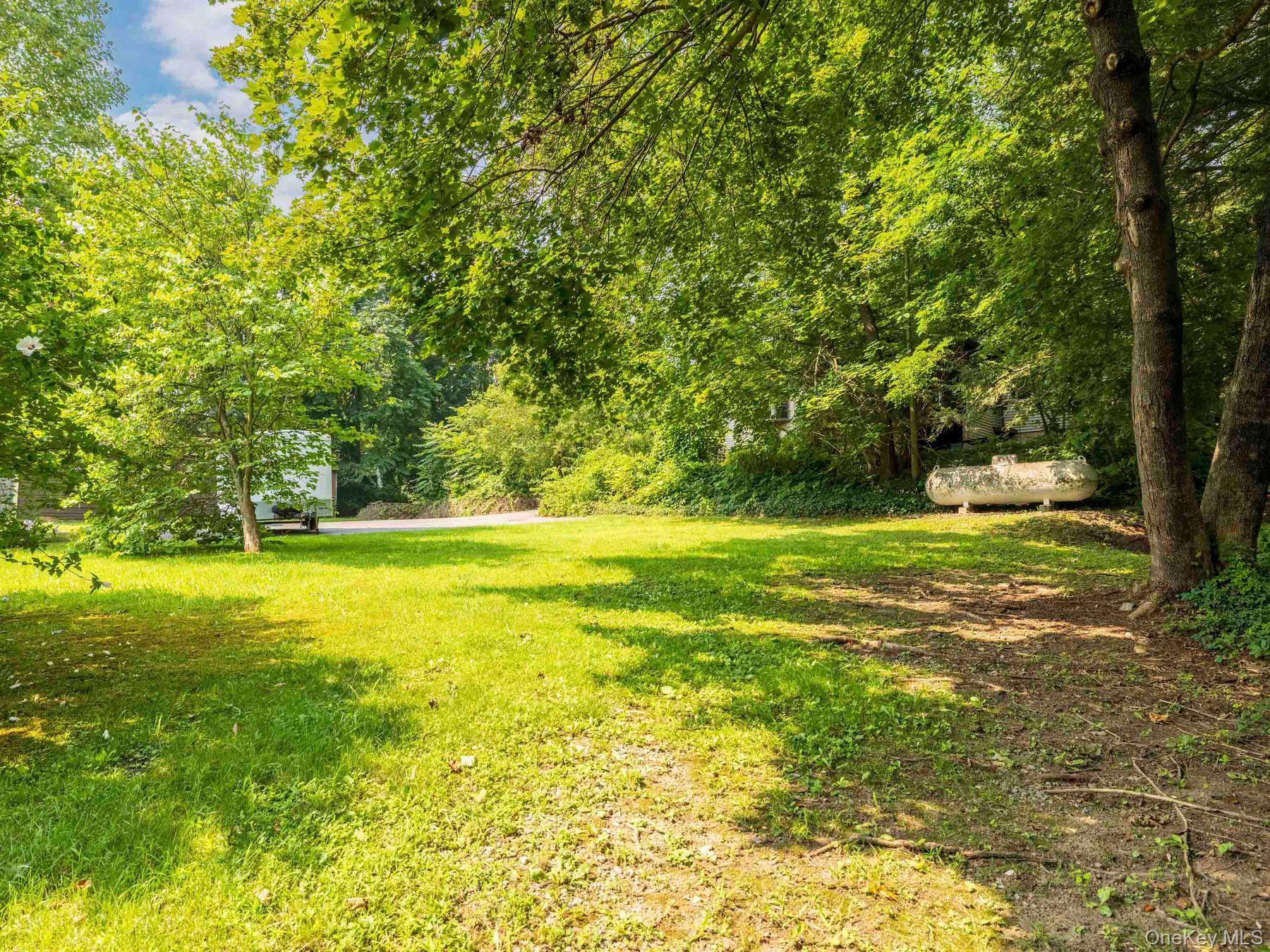 174 North Drive, Saugerties, NY 12477