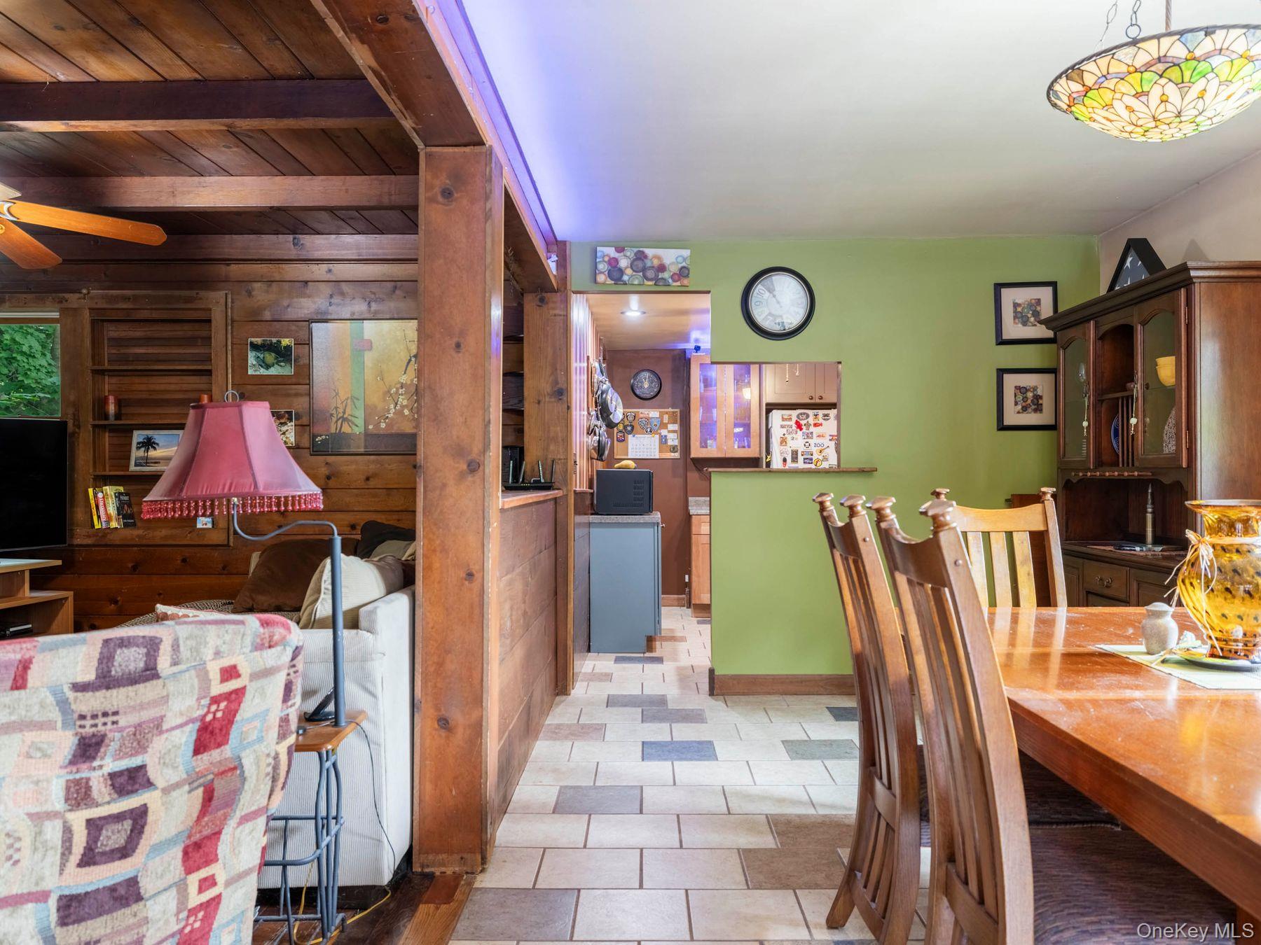 174 North Drive, Saugerties, NY 12477