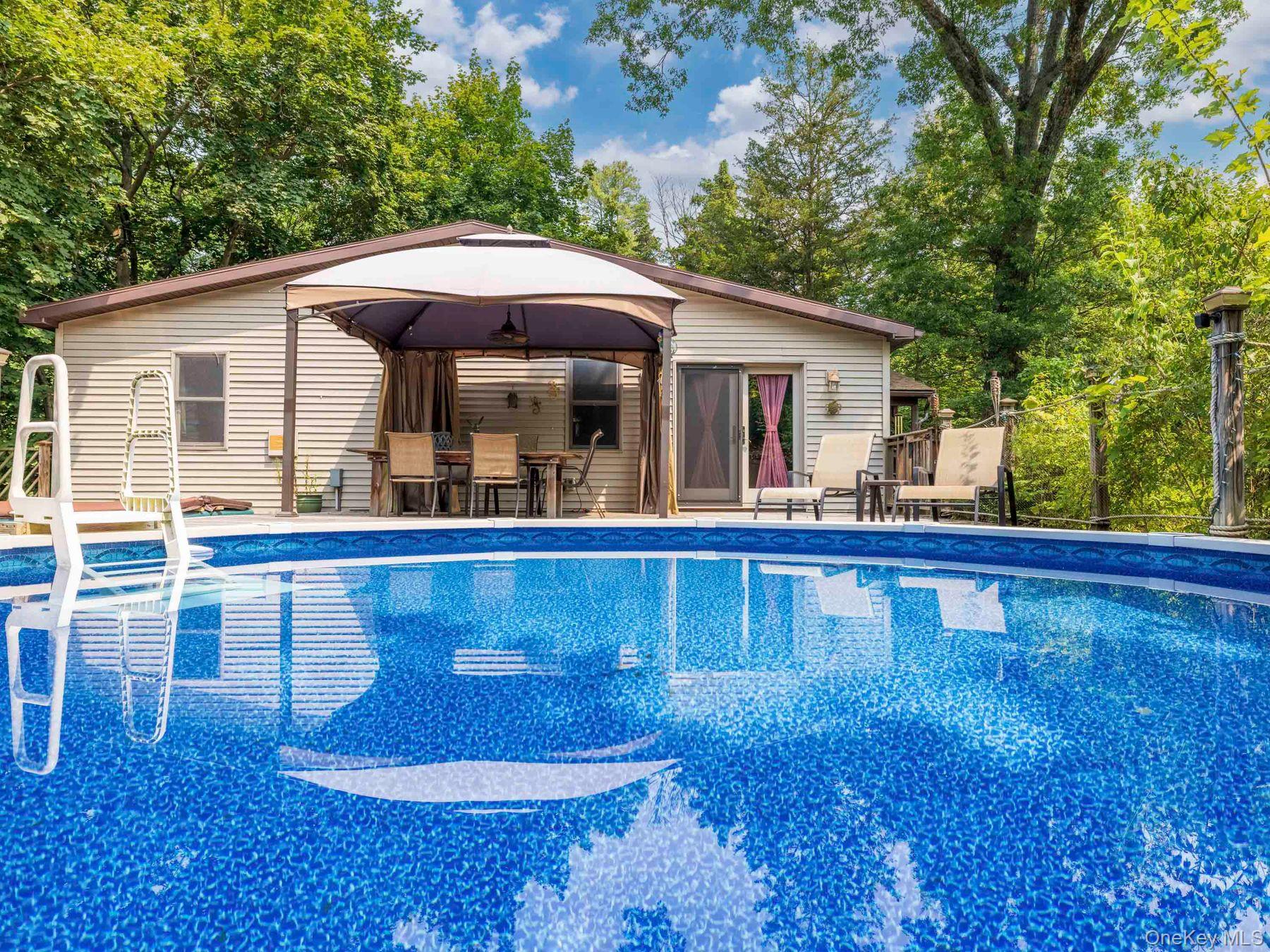 174 North Drive, Saugerties, NY 12477