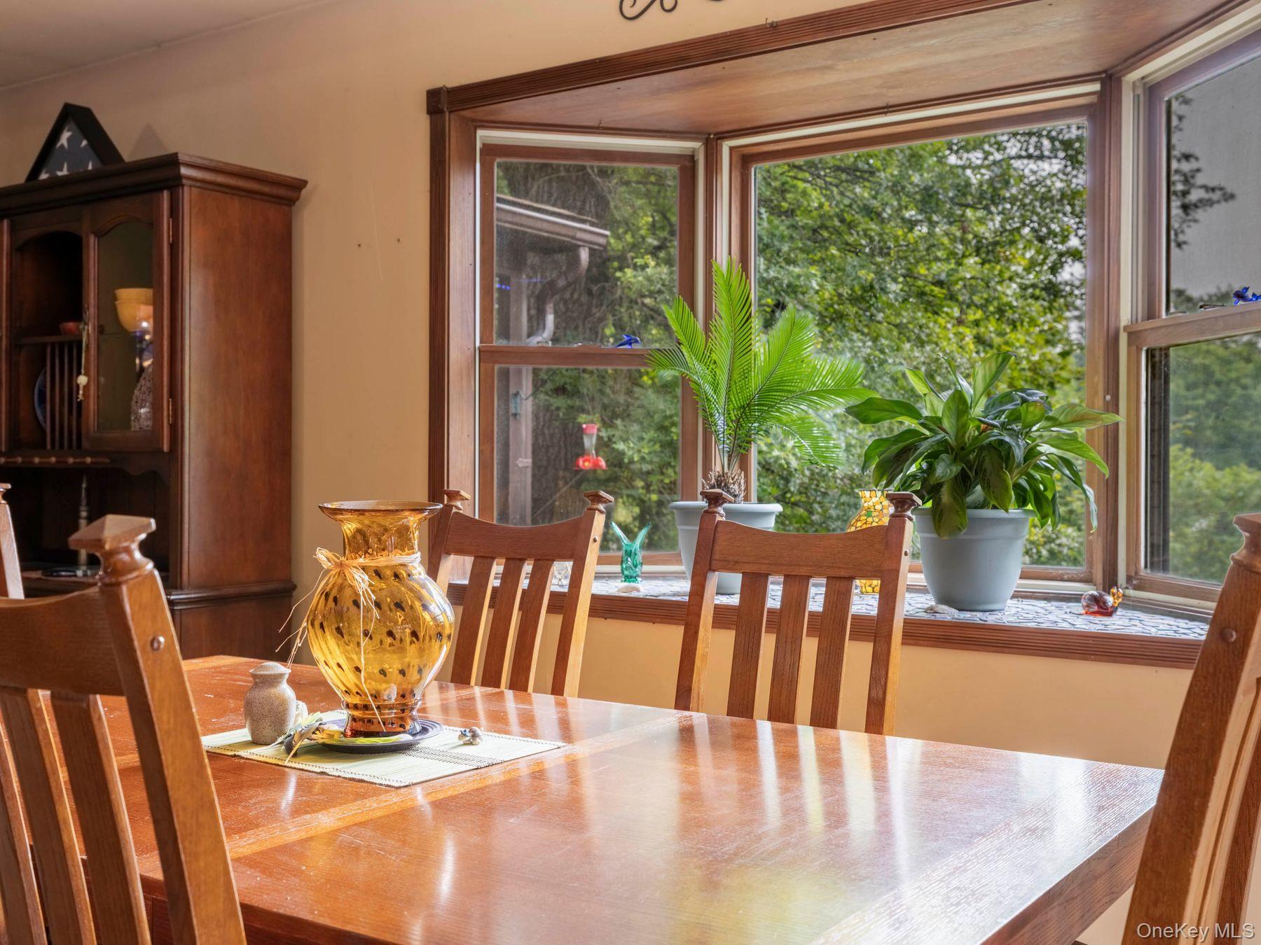 174 North Drive, Saugerties, NY 12477