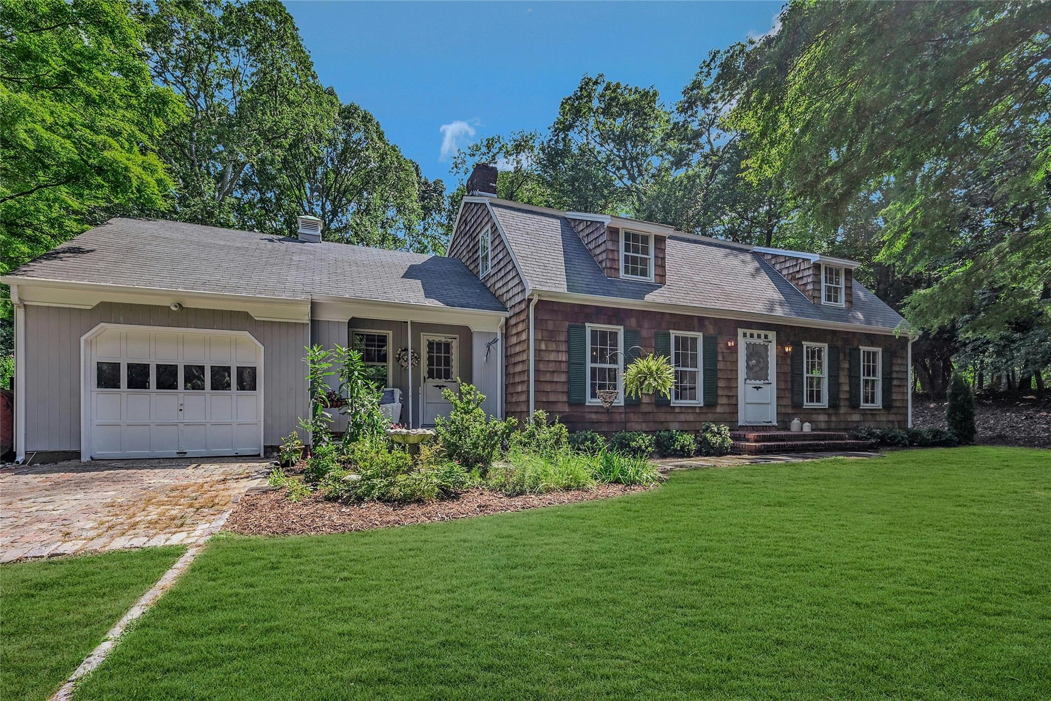 3 Nadia Court, Saint James, NY 11780