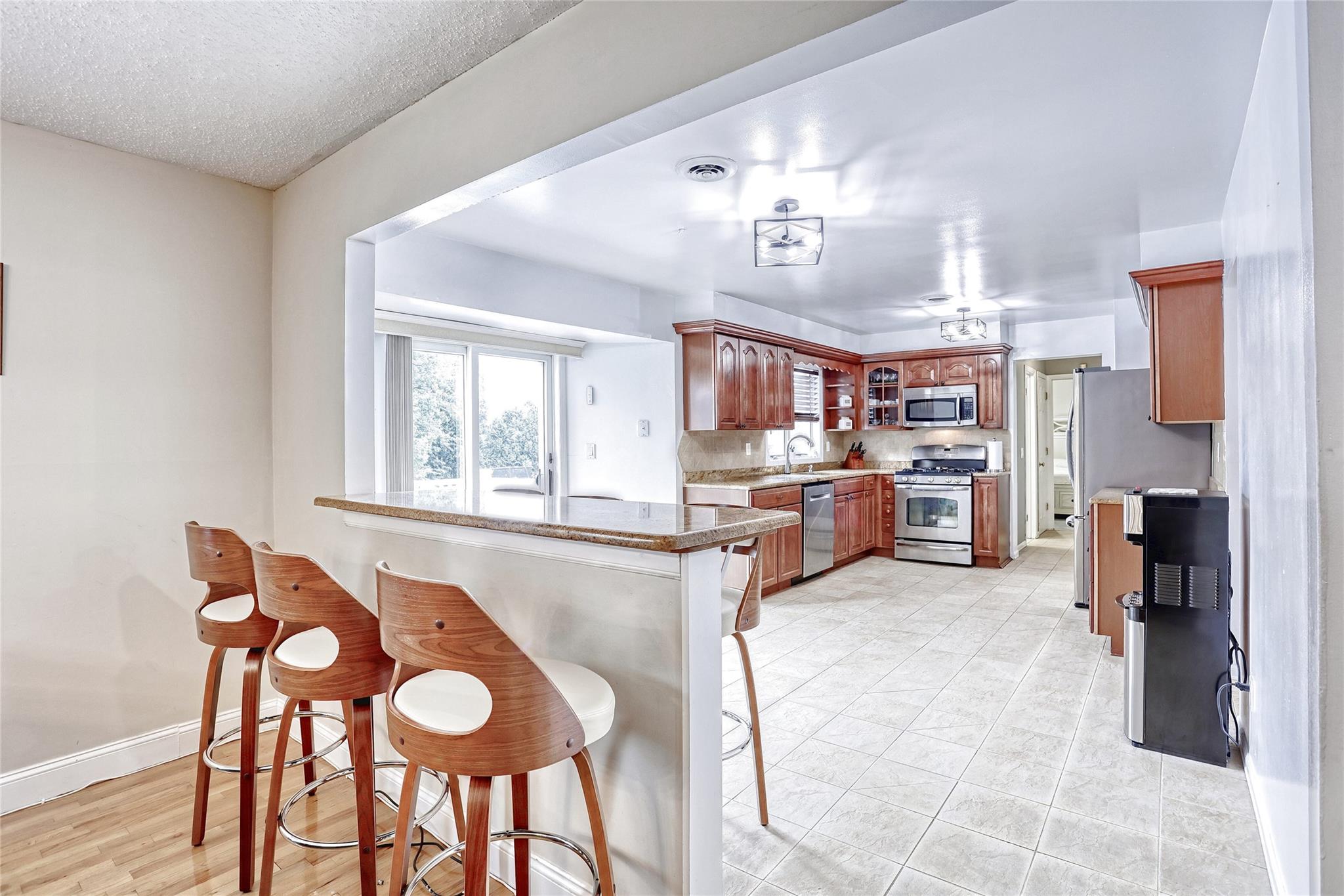 27 Ossman Drive, Pomona, NY 10970