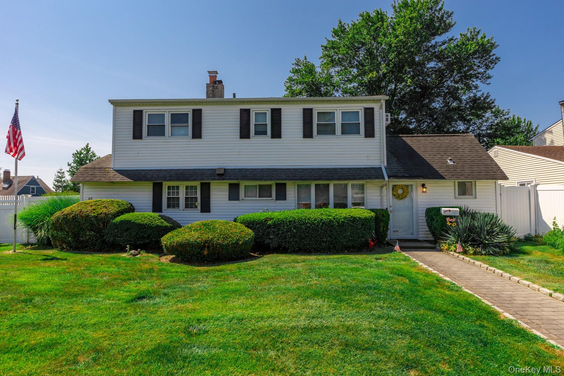 46 Tallow Lane, Levittown, NY 11756