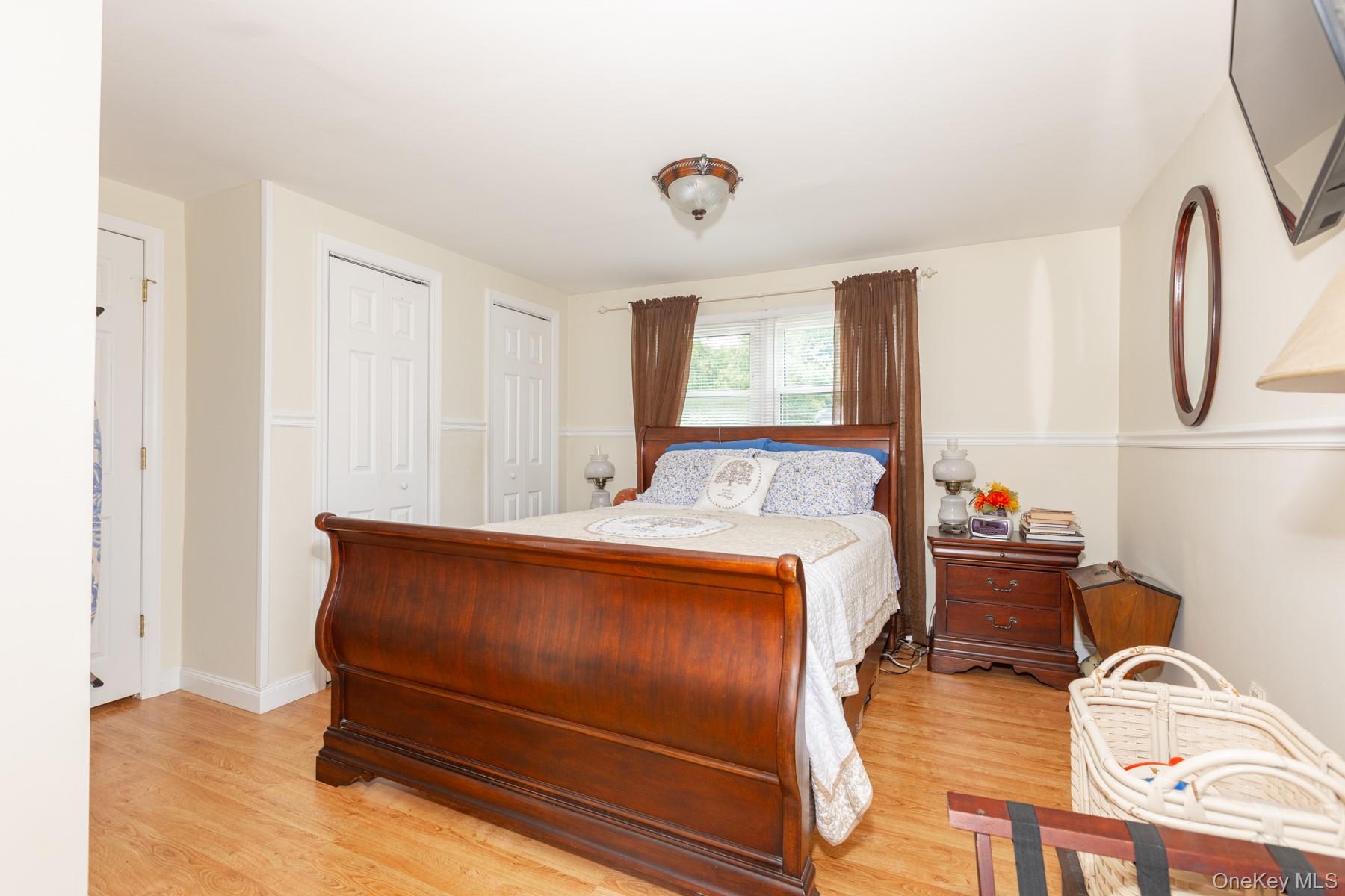 46 Tallow Lane, Levittown, NY 11756