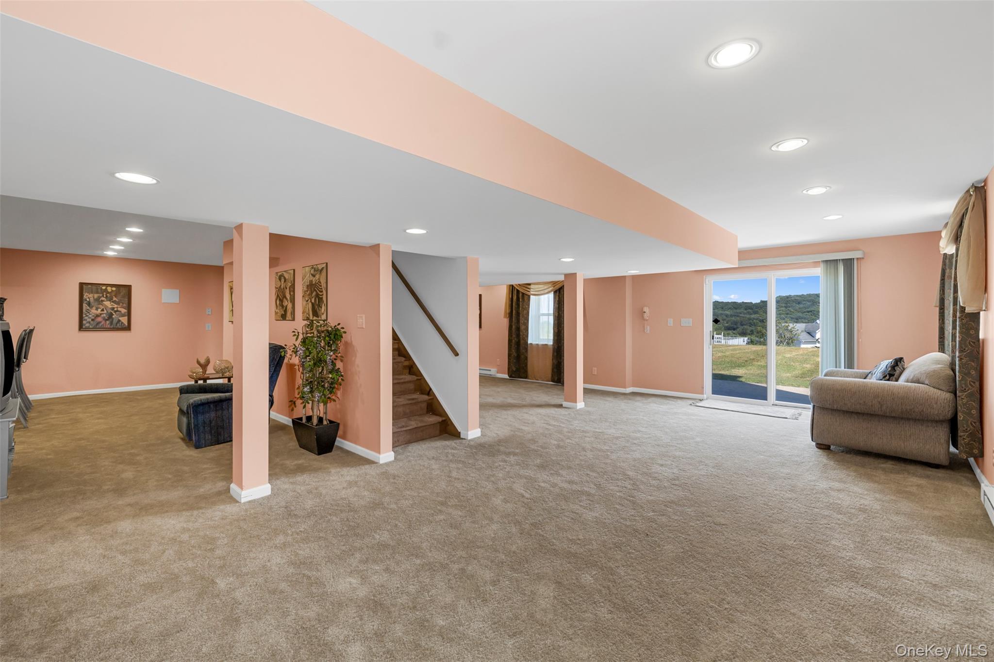 14 Burma Road, Marlboro, NY 12542