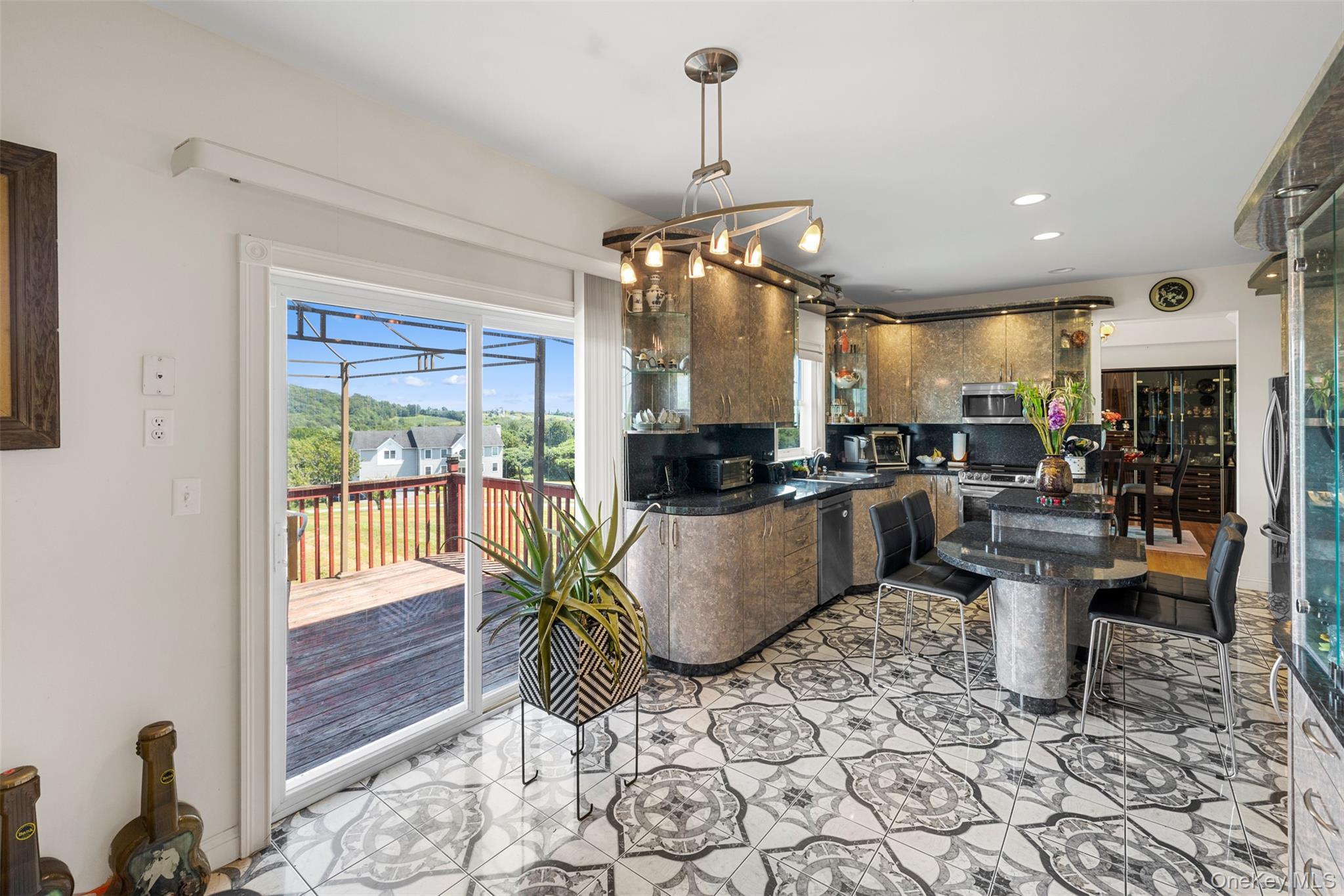 14 Burma Road, Marlboro, NY 12542