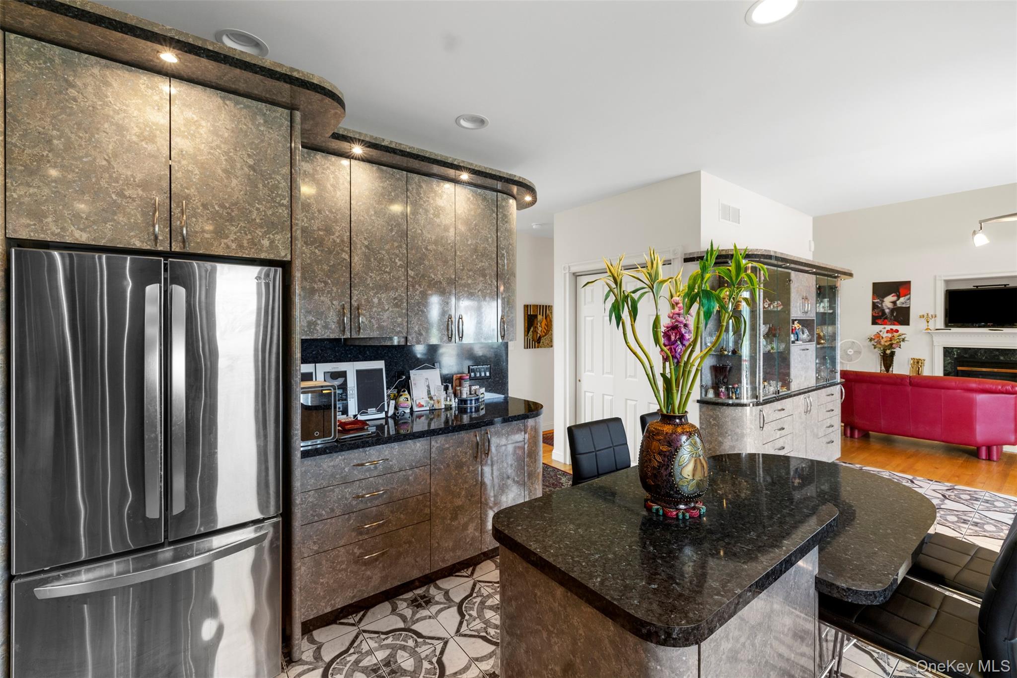 14 Burma Road, Marlboro, NY 12542