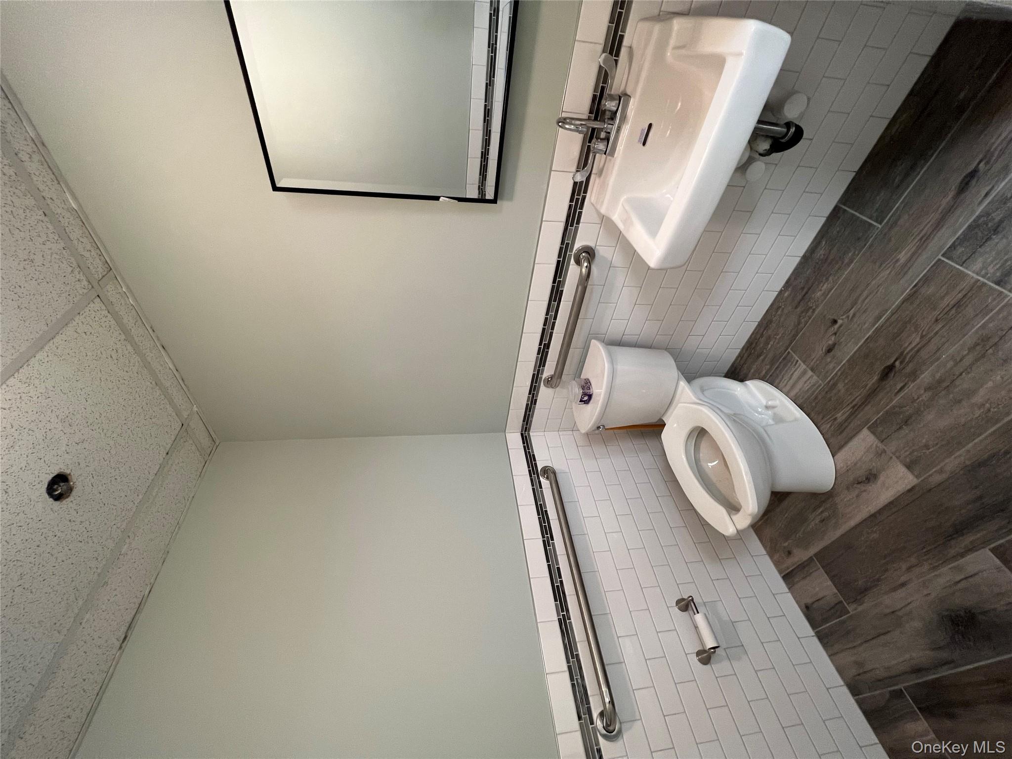 21 N Broadway, Tarrytown, NY 10591