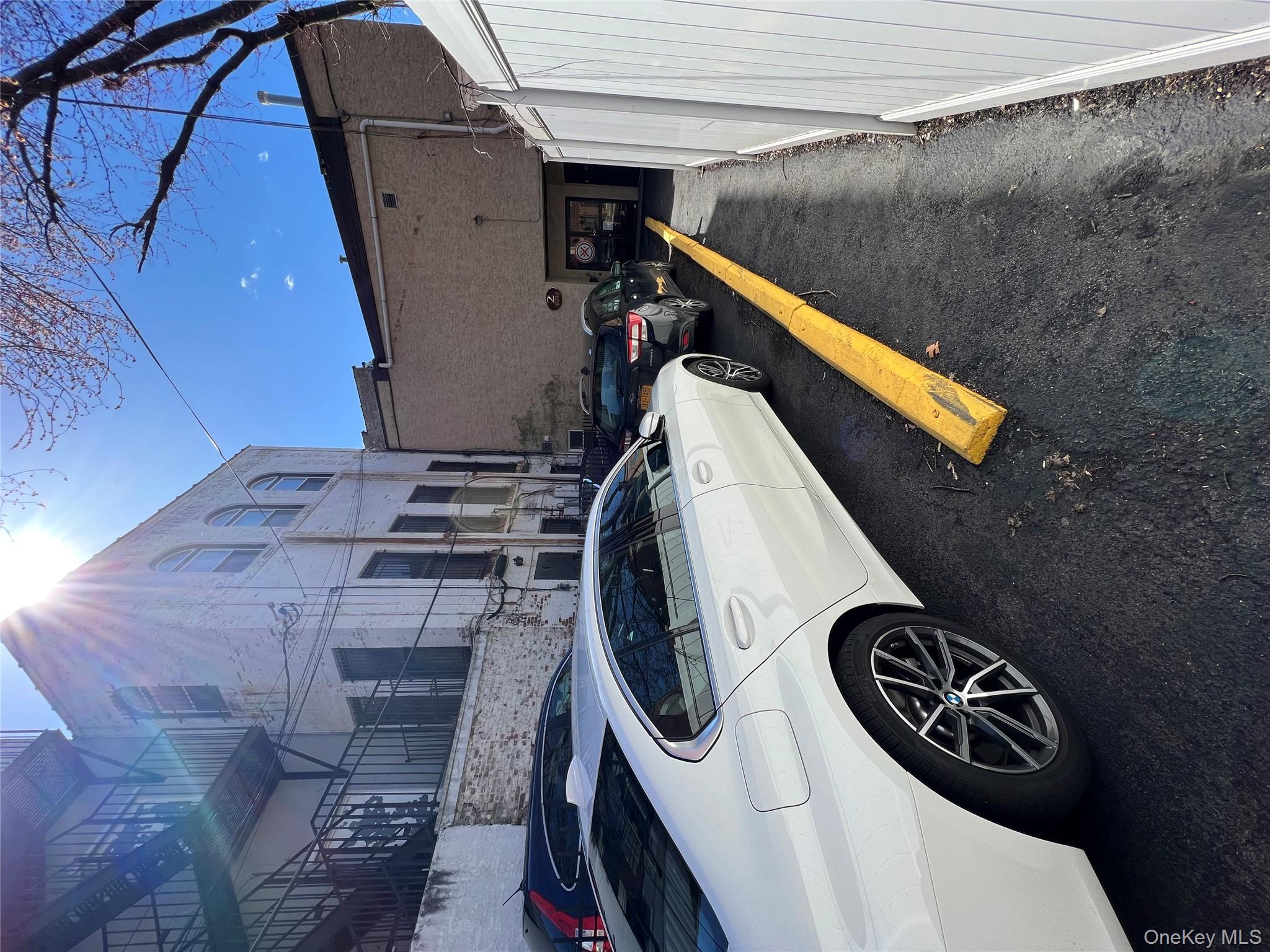 21 N Broadway, Tarrytown, NY 10591