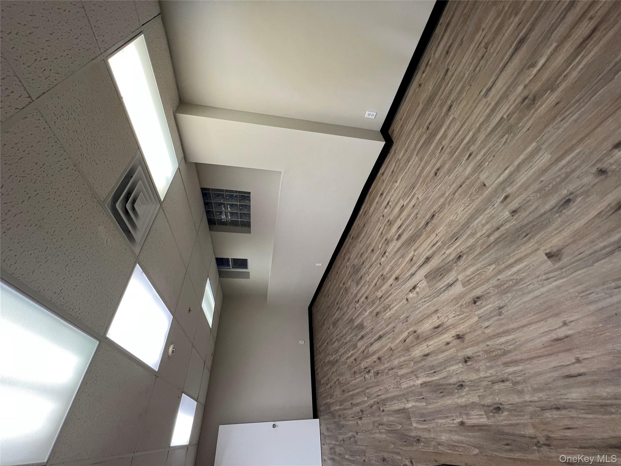 21 N Broadway, Tarrytown, NY 10591