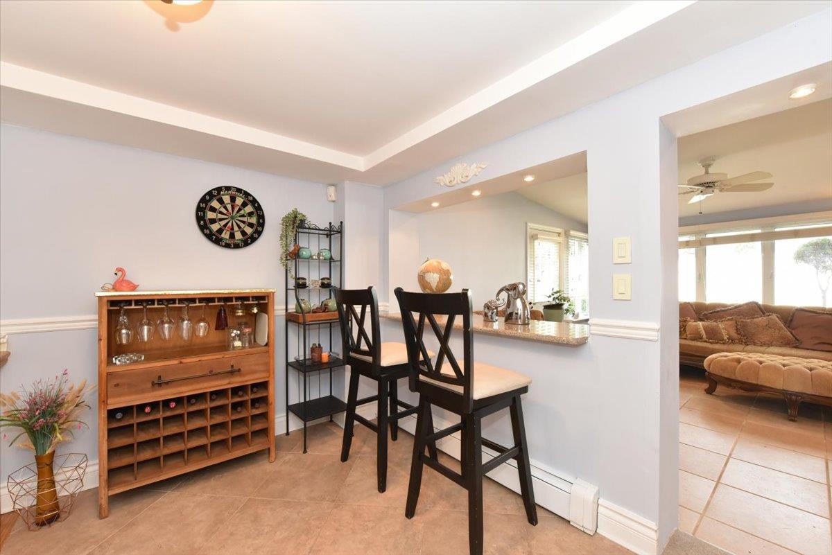 41 Belle Court, Hicksville, NY 11801