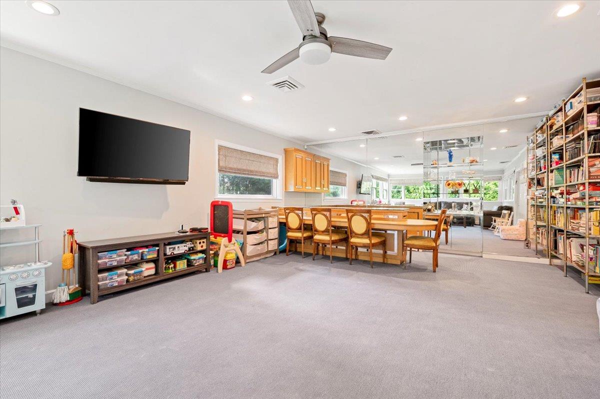 235 Ocean Avenue, Lawrence, NY 11559