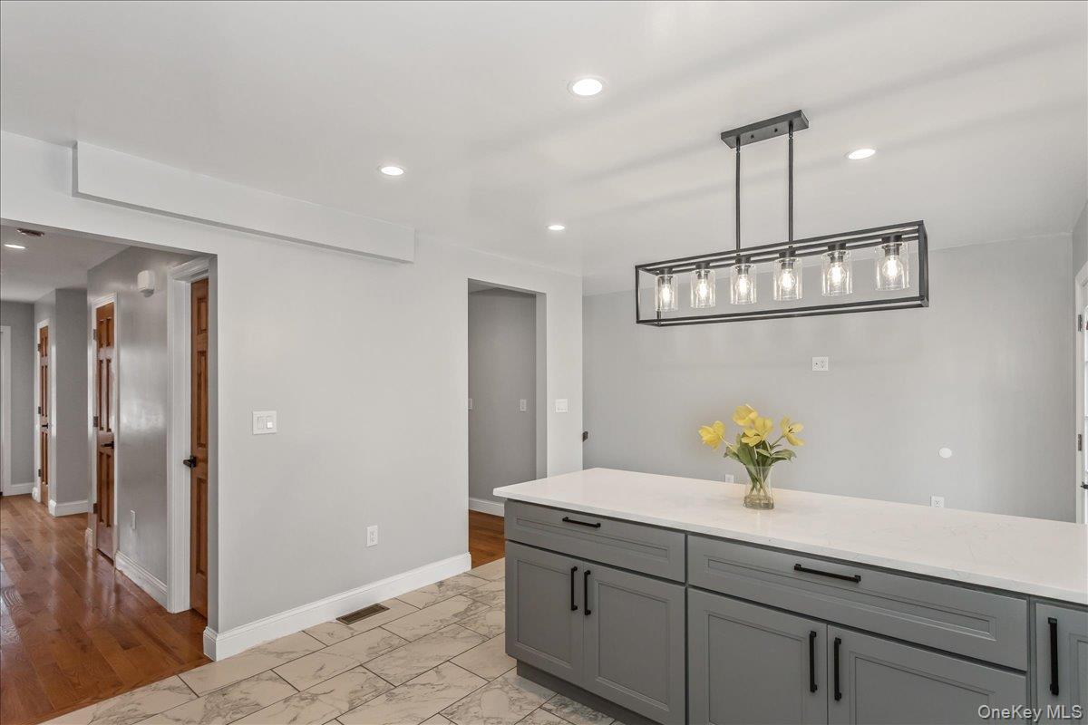 664 Clinton Avenue, Uniondale, NY 11553