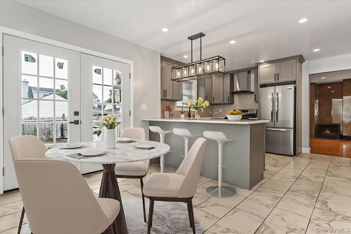 664 Clinton Avenue, Uniondale, NY 11553