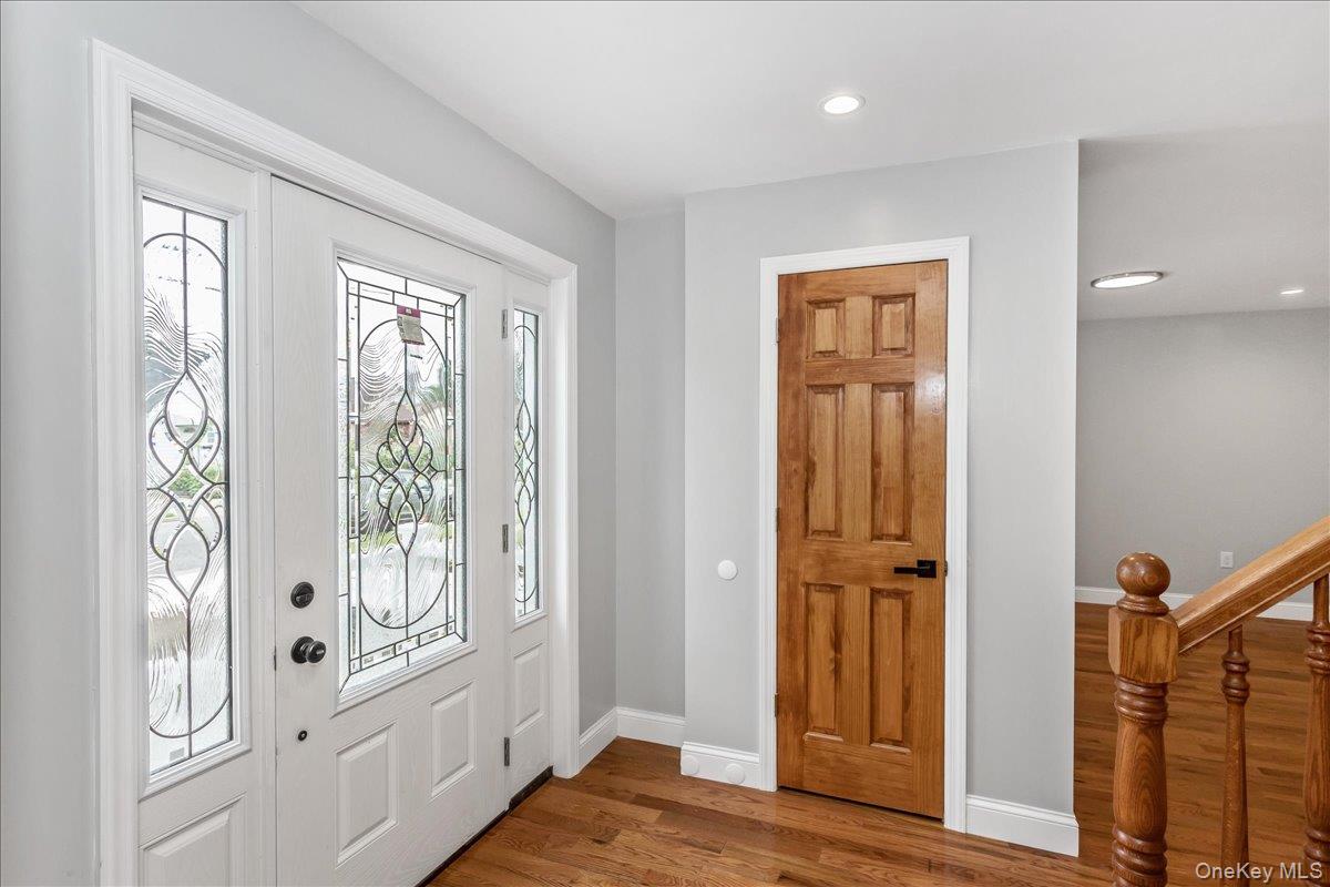 664 Clinton Avenue, Uniondale, NY 11553