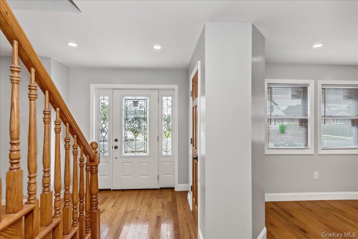 664 Clinton Avenue, Uniondale, NY 11553