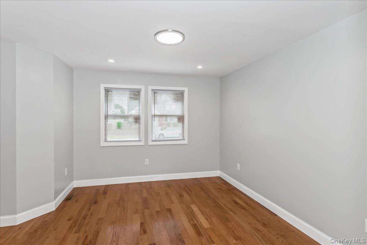 664 Clinton Avenue, Uniondale, NY 11553