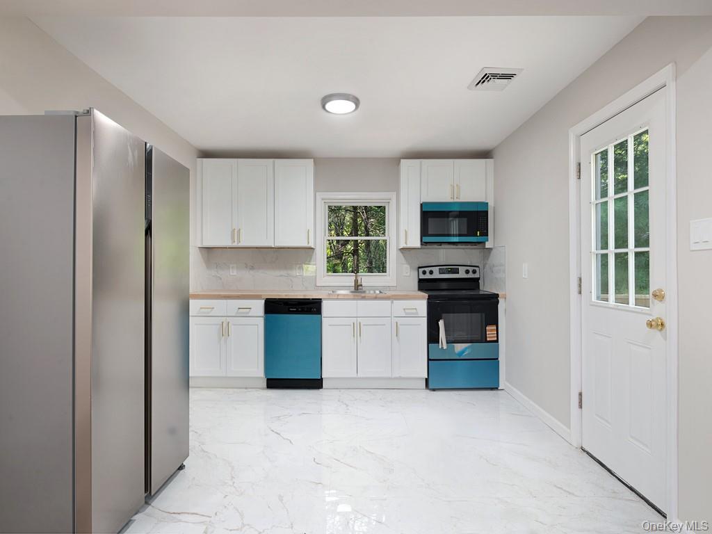 59 Corbin Road, Dover Plains, NY 12522