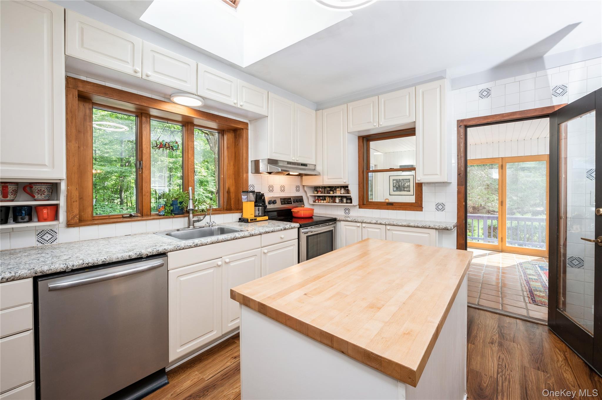 34 Mount Airy Road E, Croton-on-Hudson, NY 10520