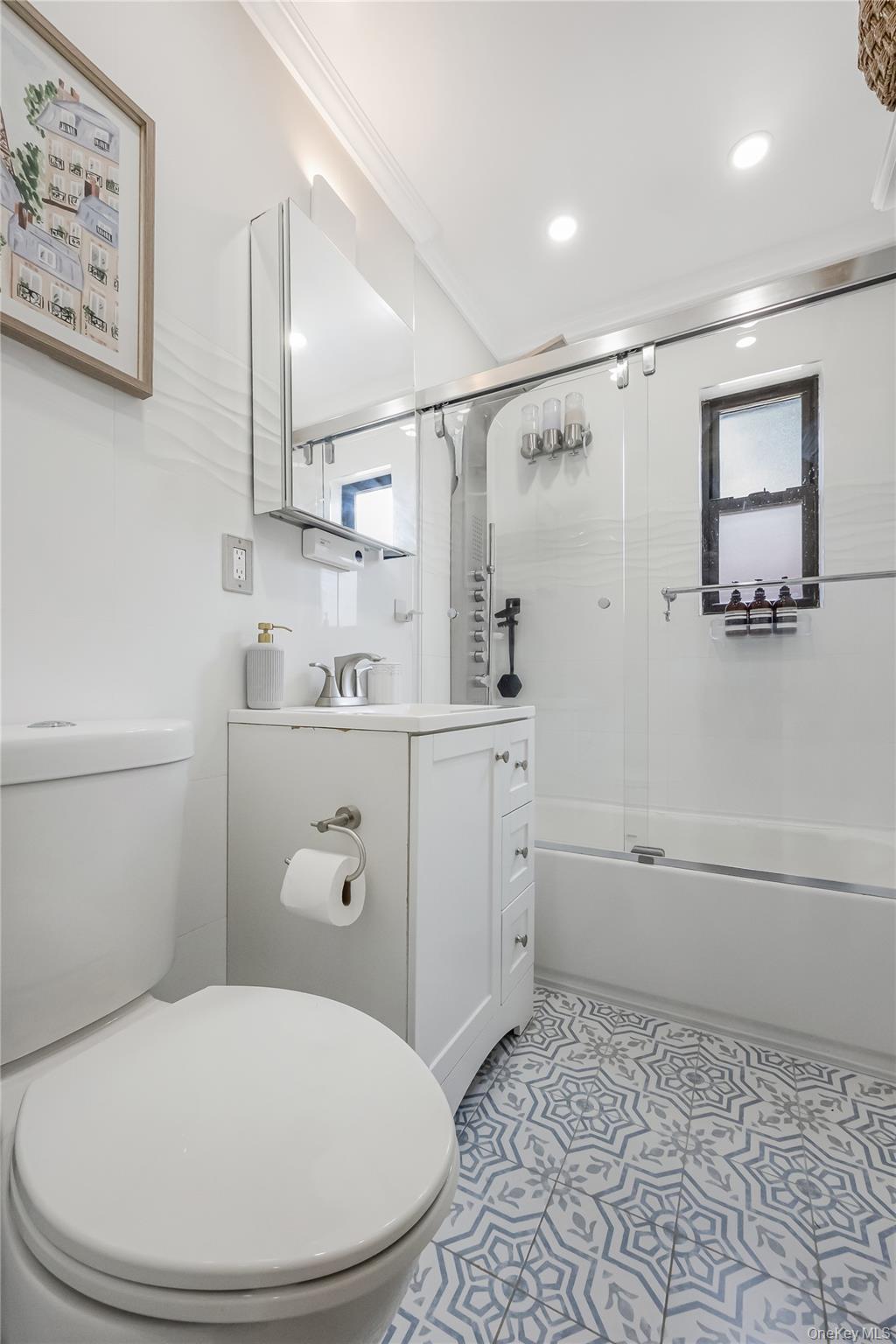 218-10 73rd Avenue # 2, Bayside, NY 11364