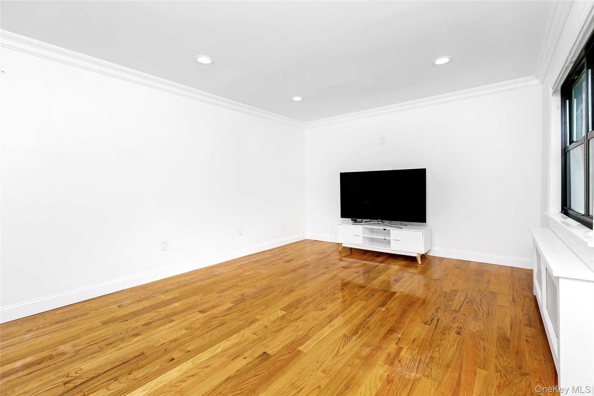 218-10 73rd Avenue # 2, Bayside, NY 11364